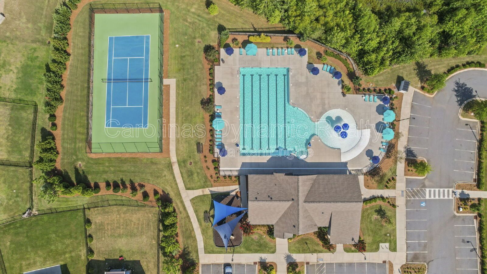Spacious 5-Bedroom Home in Chateau with Community Pool & Prime Steele Creek Location property image