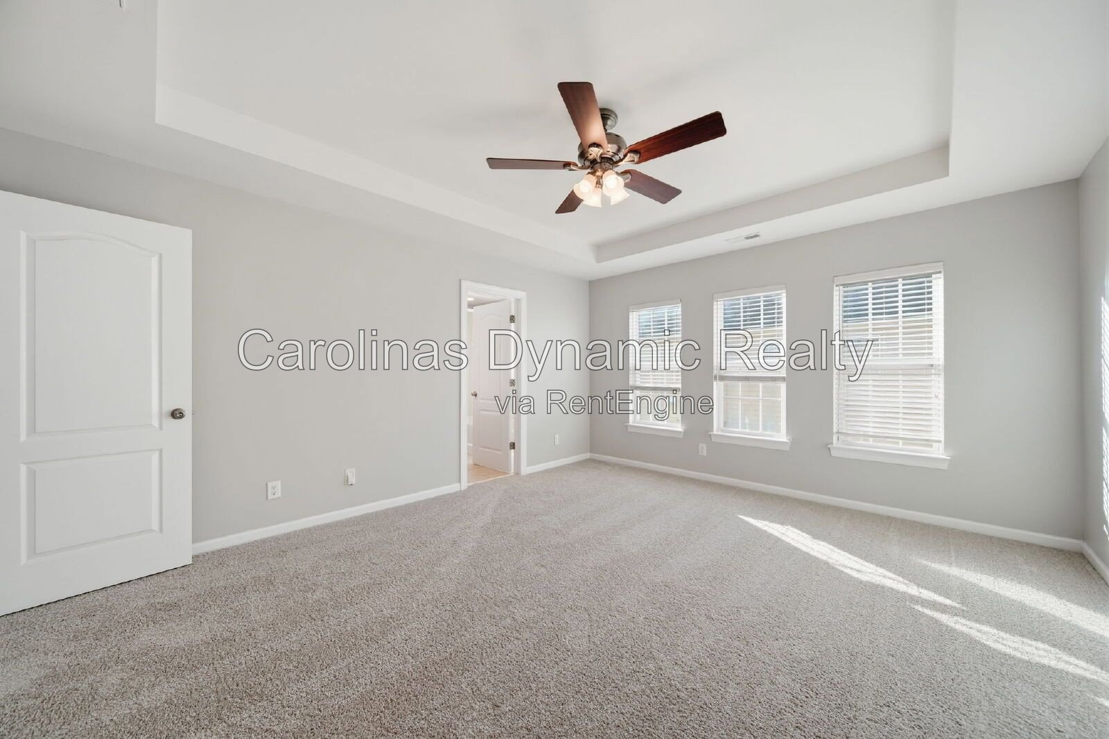 Stone Creek Ranch | End Unit Townhouse | New Carpet | Fresh Paint property image