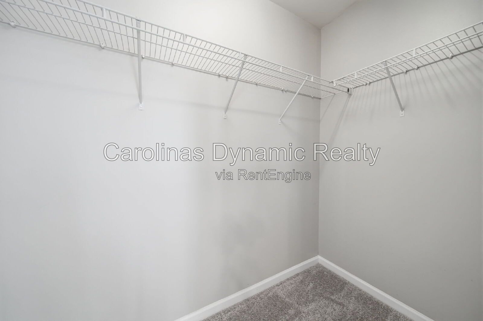 Stone Creek Ranch | End Unit Townhouse | New Carpet | Fresh Paint property image
