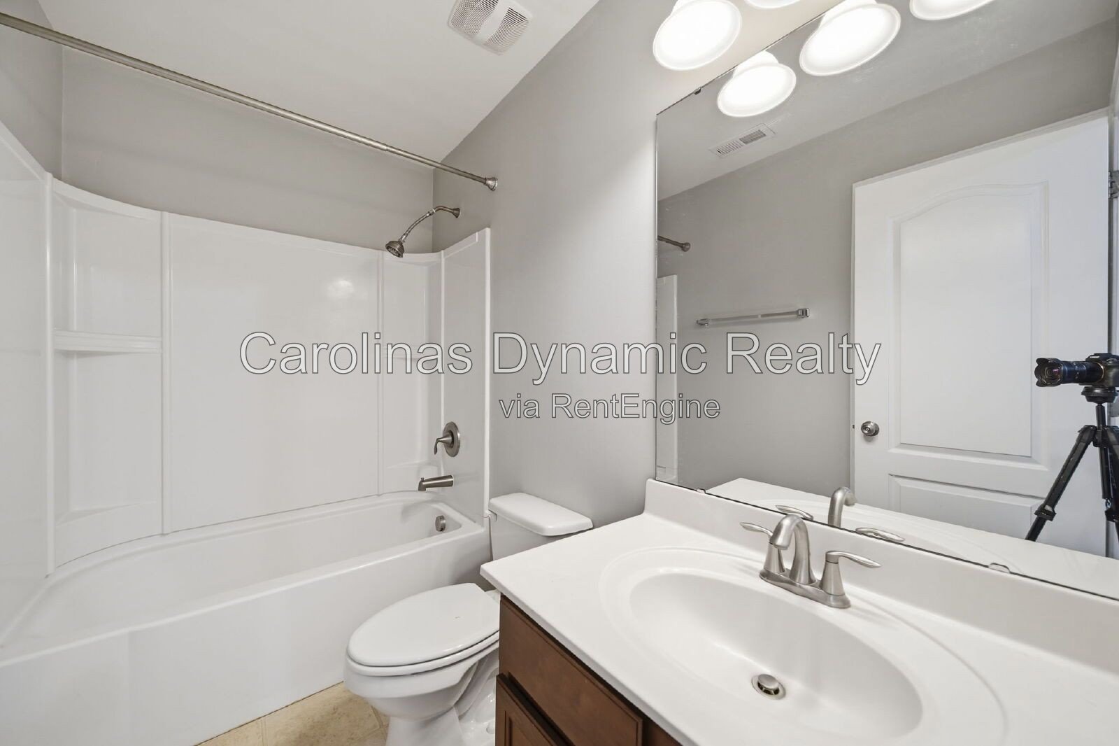 Stone Creek Ranch | End Unit Townhouse | New Carpet | Fresh Paint property image