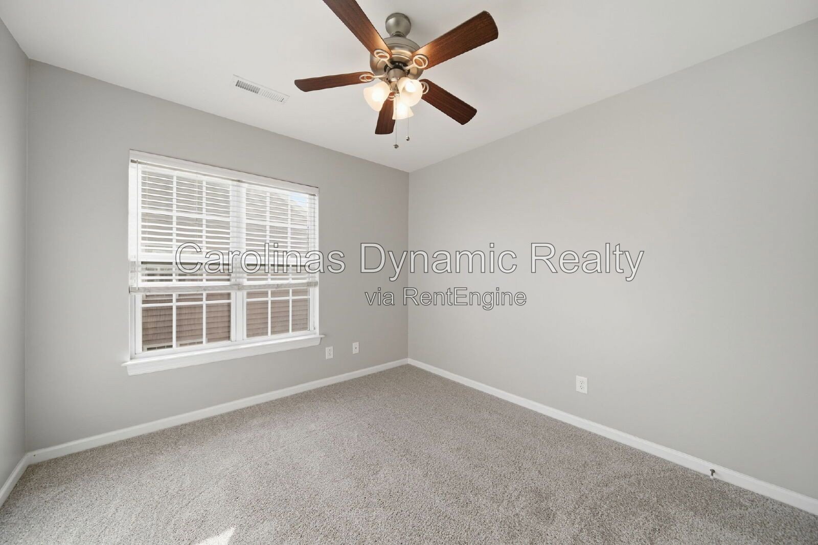 Stone Creek Ranch | End Unit Townhouse | New Carpet | Fresh Paint property image