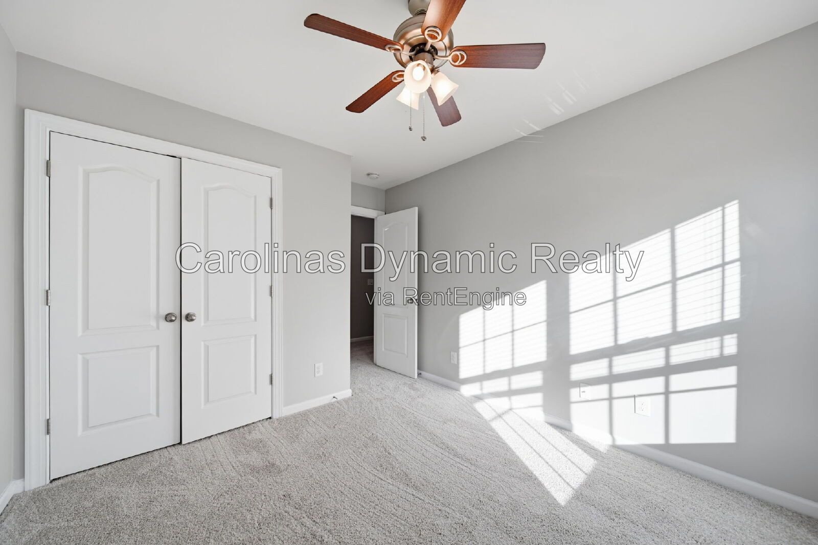 Stone Creek Ranch | End Unit Townhouse | New Carpet | Fresh Paint property image