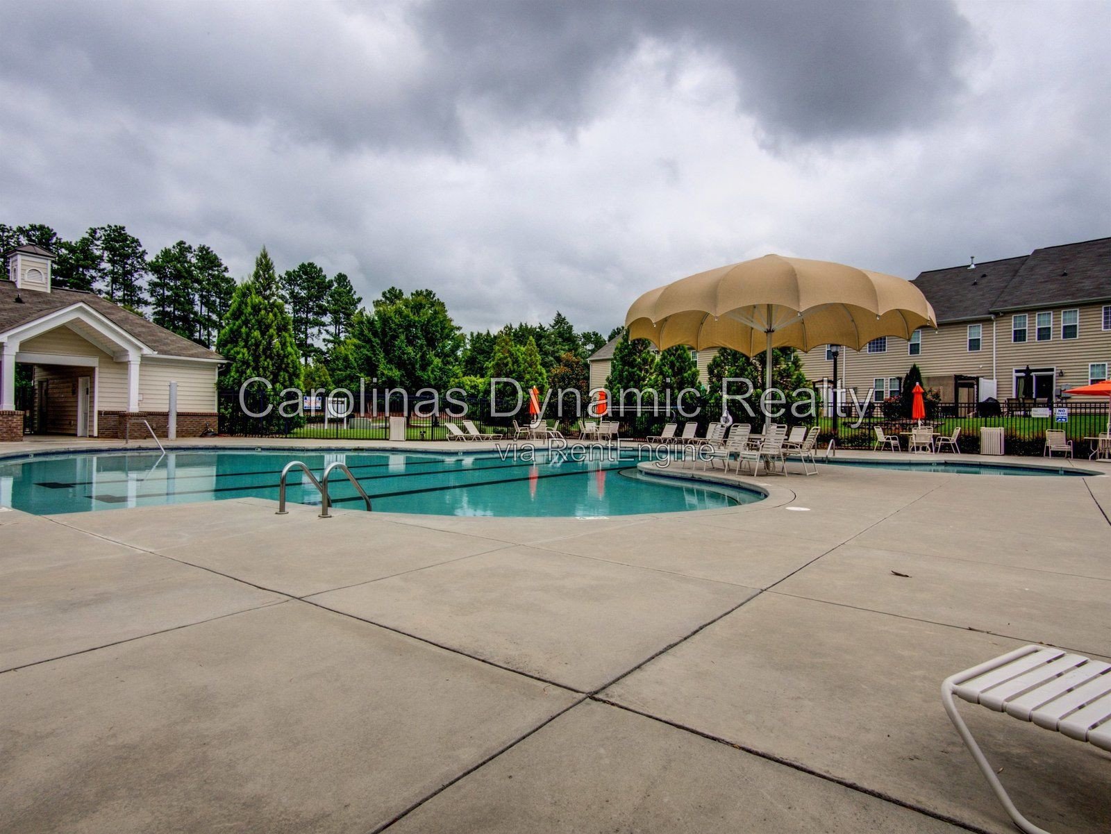 Stone Creek Ranch | End Unit Townhouse | New Carpet | Fresh Paint property image