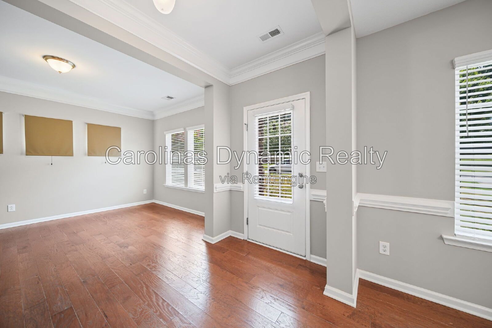 5 Bedrooms | 3 Baths | Beautiful Kitchen | Large Deck | 3 Car Garage property image