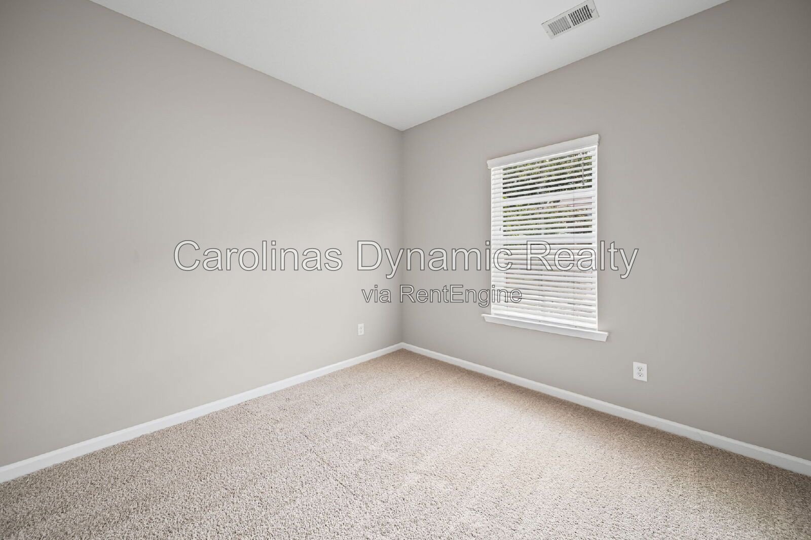 5 Bedrooms | 3 Baths | Beautiful Kitchen | Large Deck | 3 Car Garage property image
