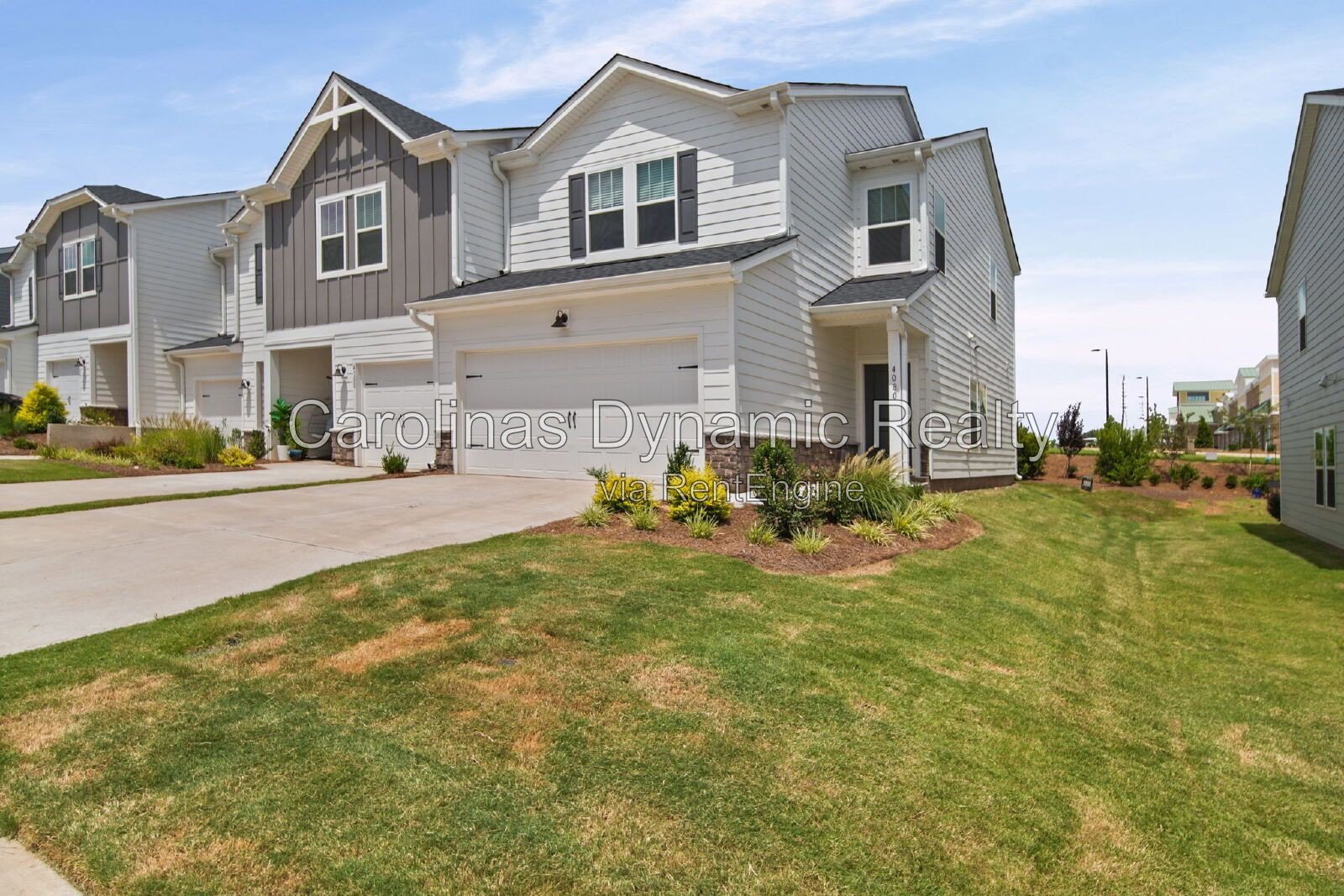Spacious 3BR End-Unit Townhome in Prime Location with 2 Car Garage property image