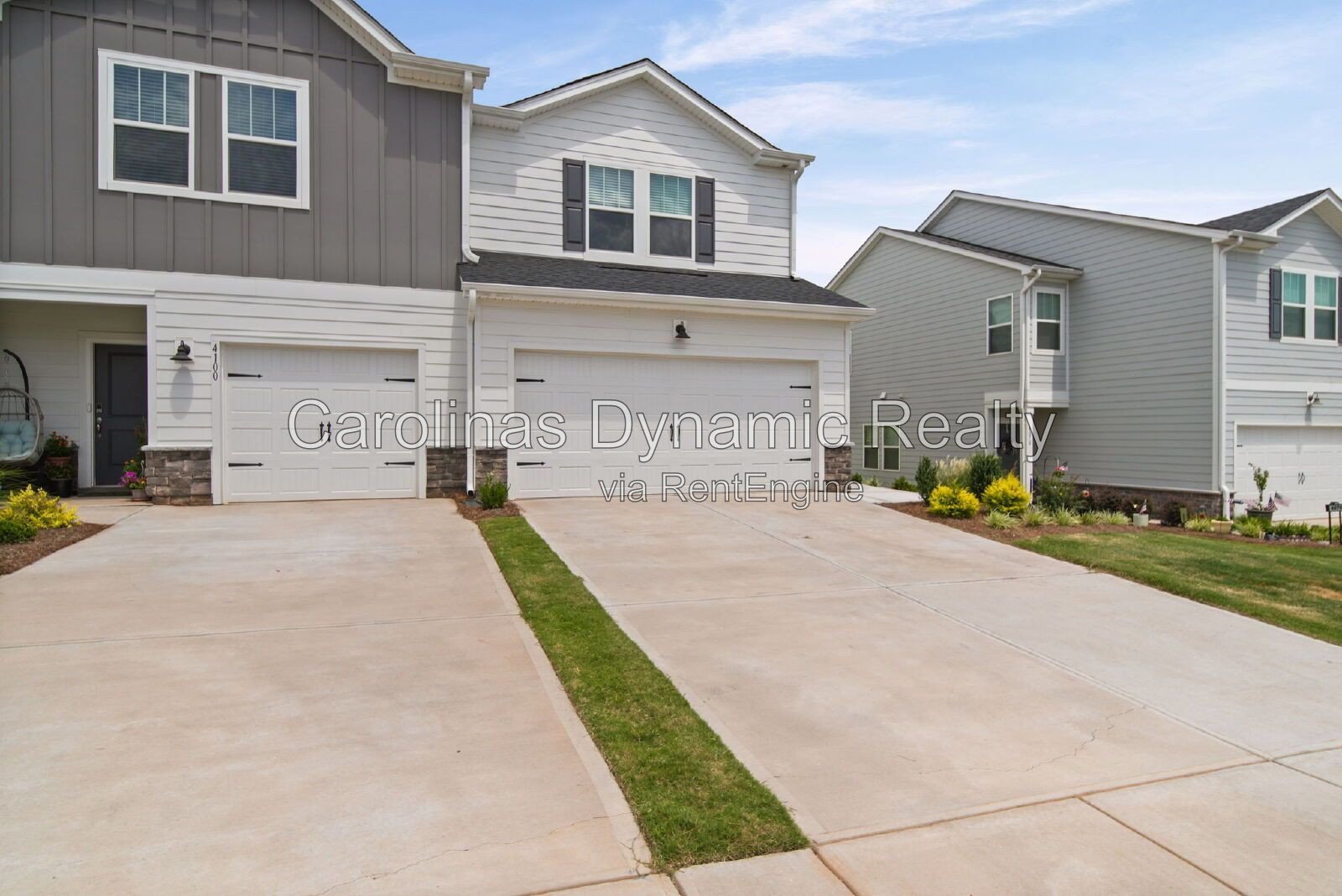 Spacious 3BR End-Unit Townhome in Prime Location with 2 Car Garage property image