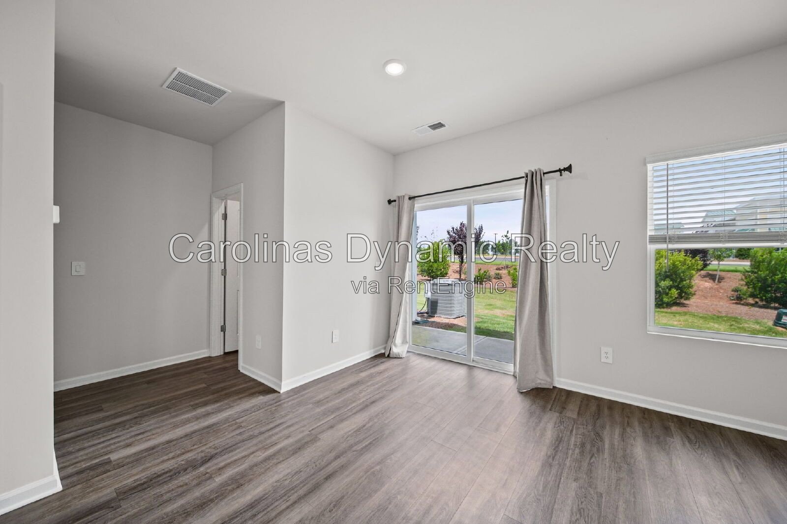 Spacious 3BR End-Unit Townhome in Prime Location with 2 Car Garage property image
