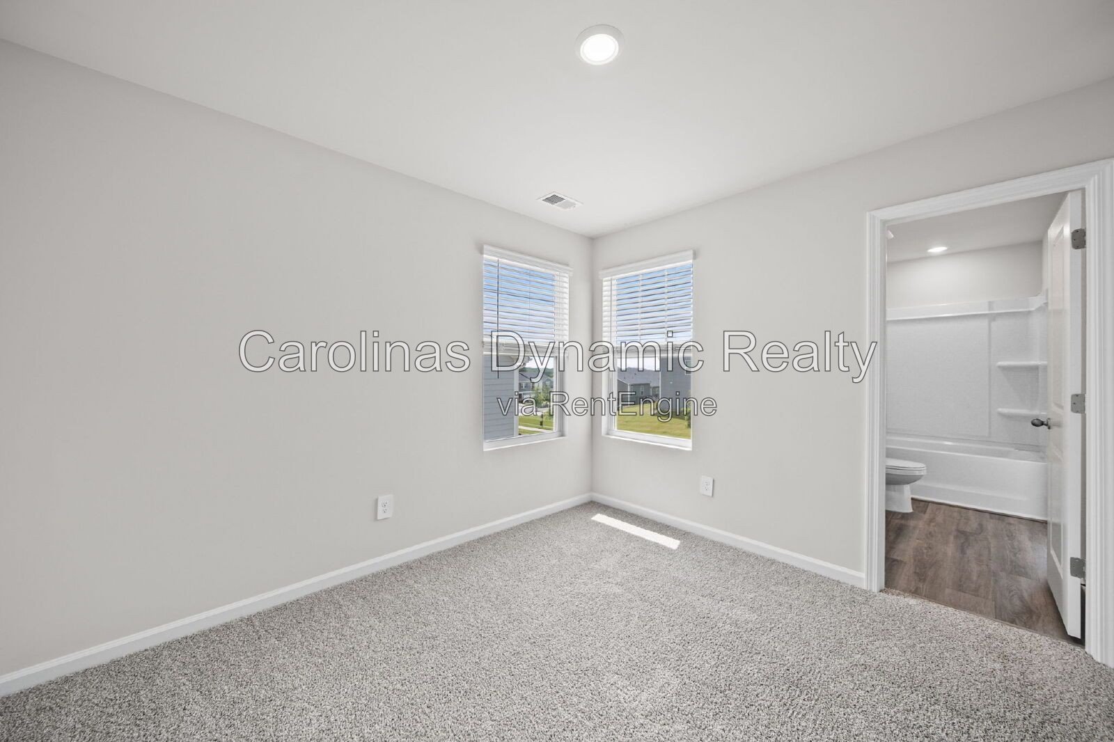 Spacious 3BR End-Unit Townhome in Prime Location with 2 Car Garage property image