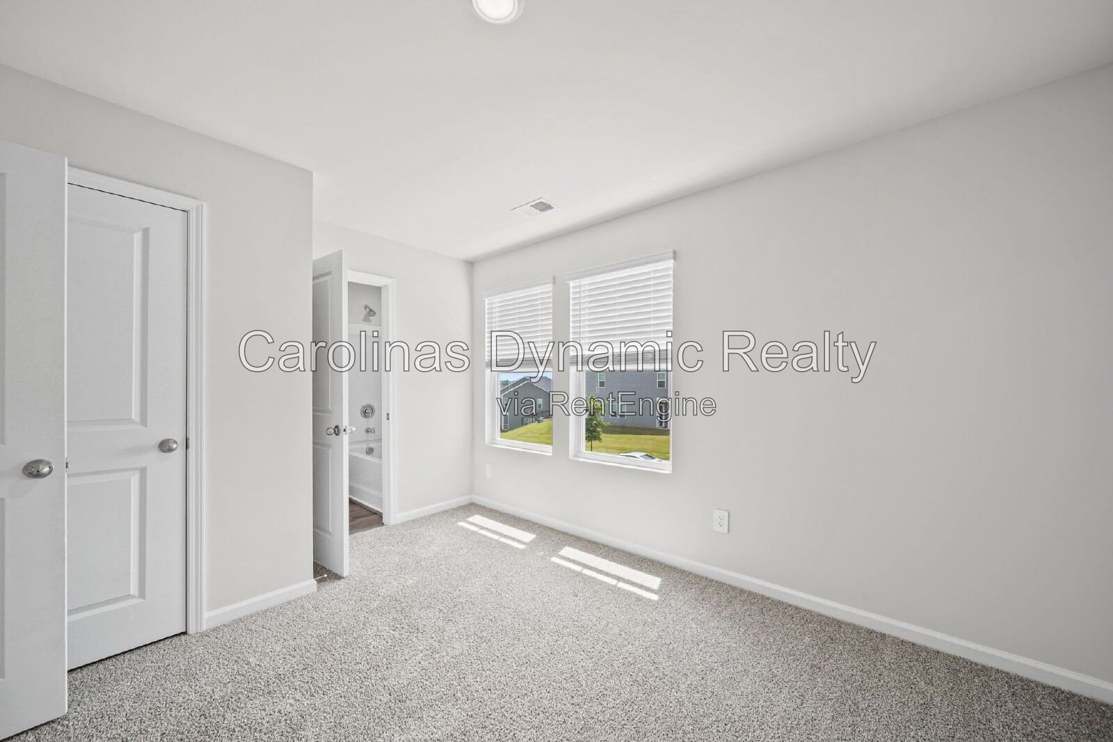 Spacious 3BR End-Unit Townhome in Prime Location with 2 Car Garage property image
