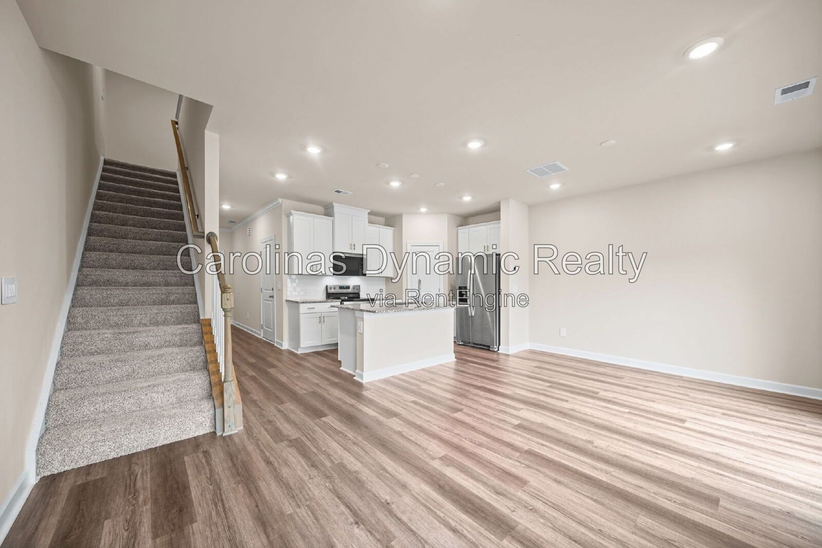 3 Bedrooms | 2.5 Baths | Granite Counters | Stainless Steel Appliances | Garage property image