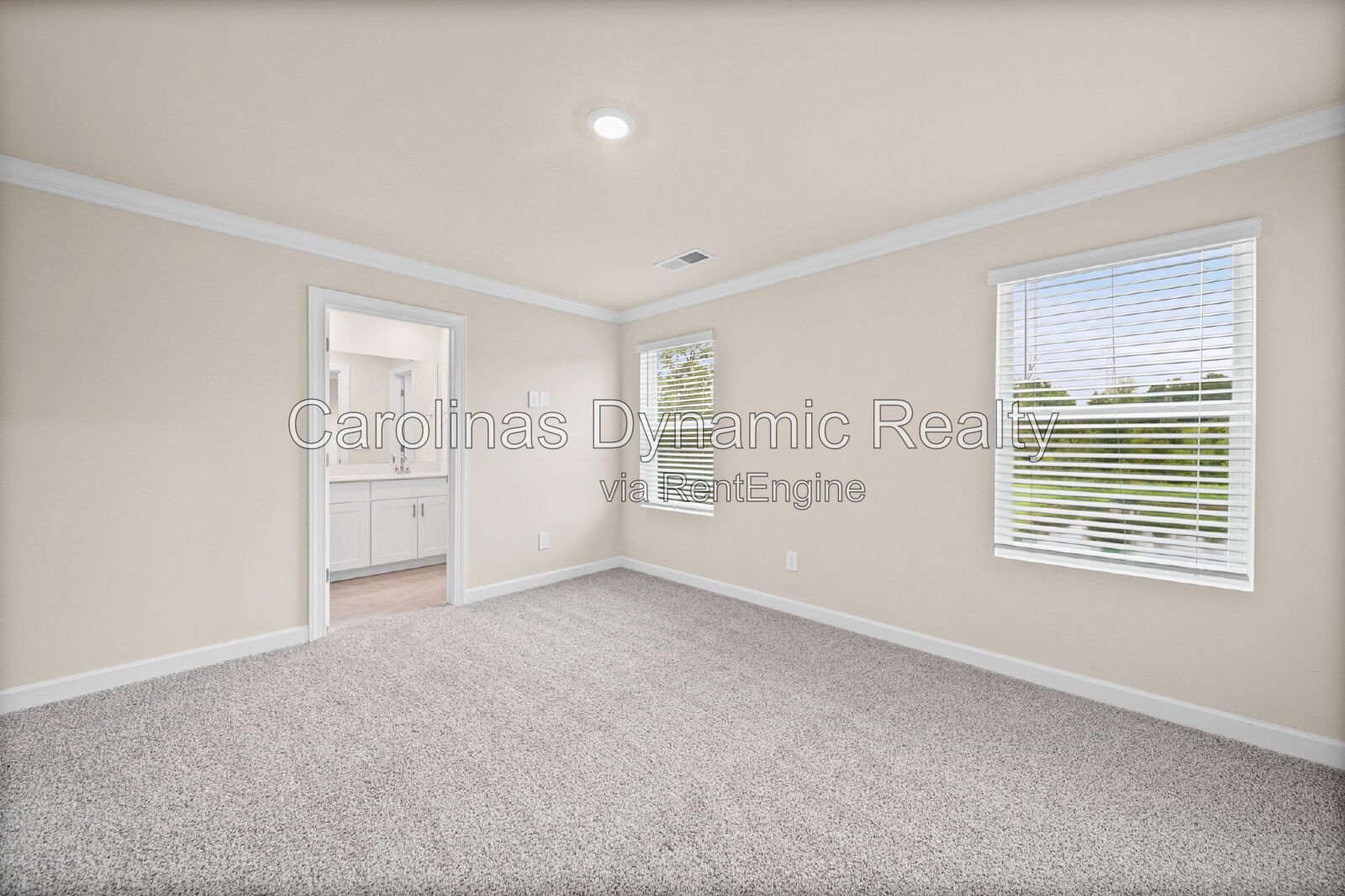 3 Bedrooms | 2.5 Baths | Granite Counters | Stainless Steel Appliances | Garage property image