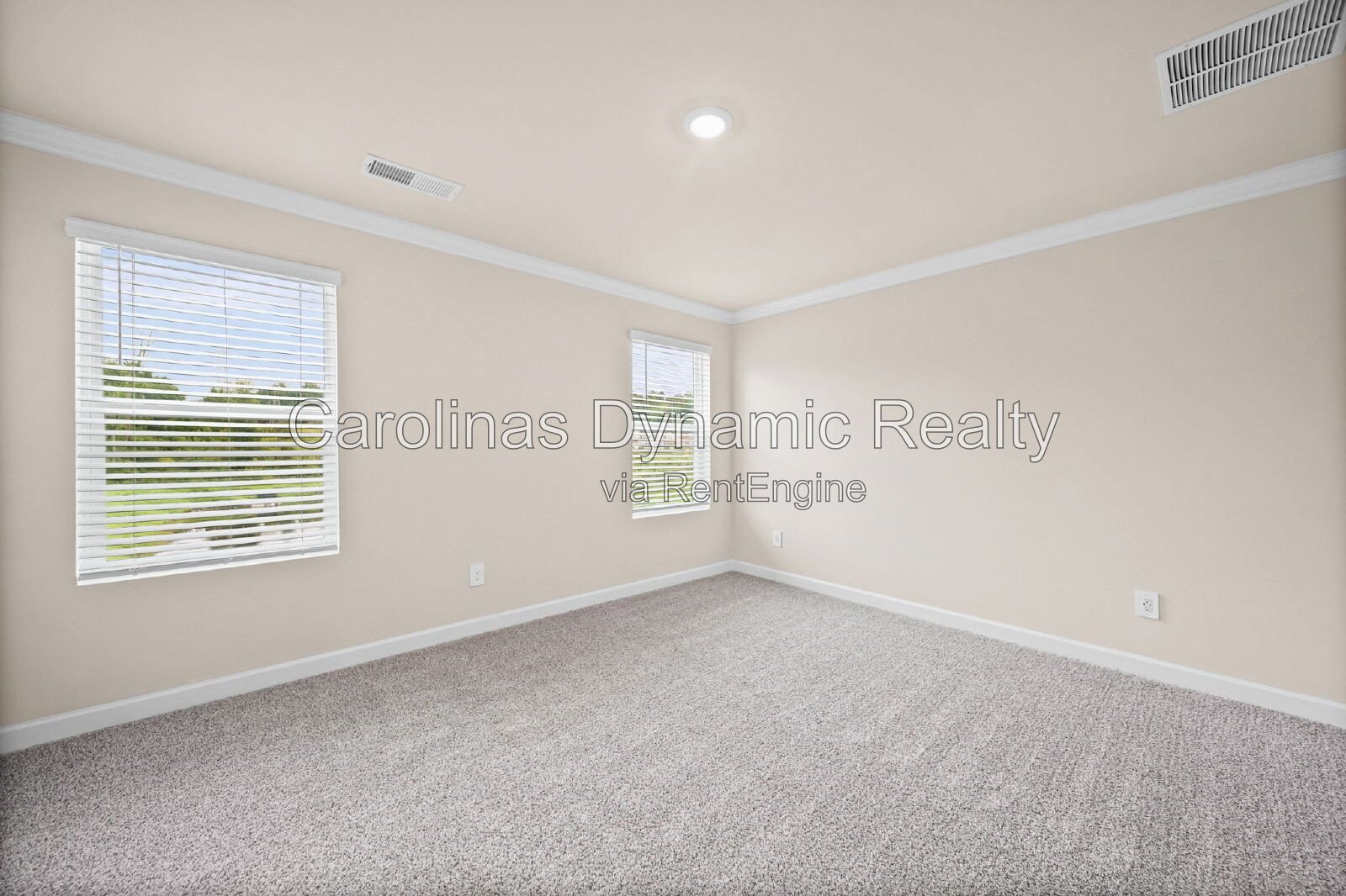 3 Bedrooms | 2.5 Baths | Granite Counters | Stainless Steel Appliances | Garage property image