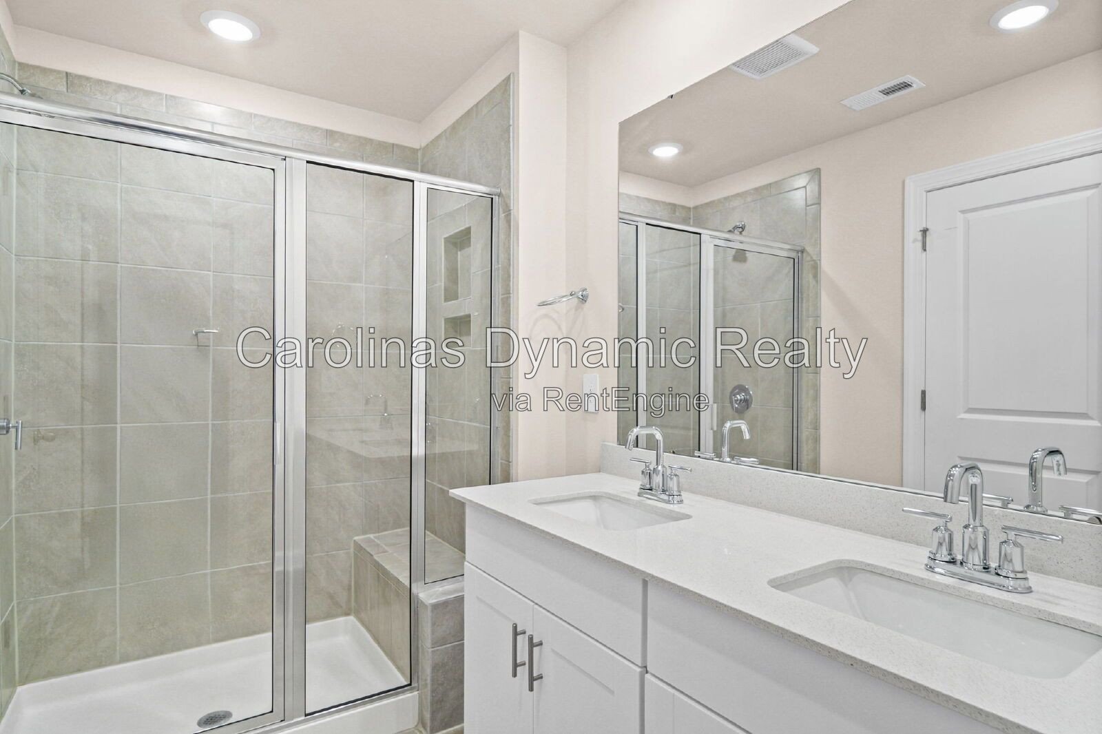 3 Bedrooms | 2.5 Baths | Granite Counters | Stainless Steel Appliances | Garage property image