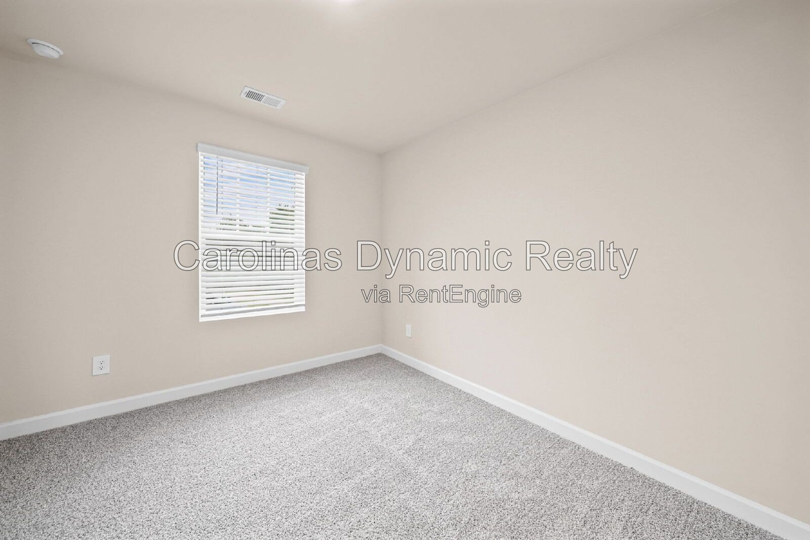 3 Bedrooms | 2.5 Baths | Granite Counters | Stainless Steel Appliances | Garage property image