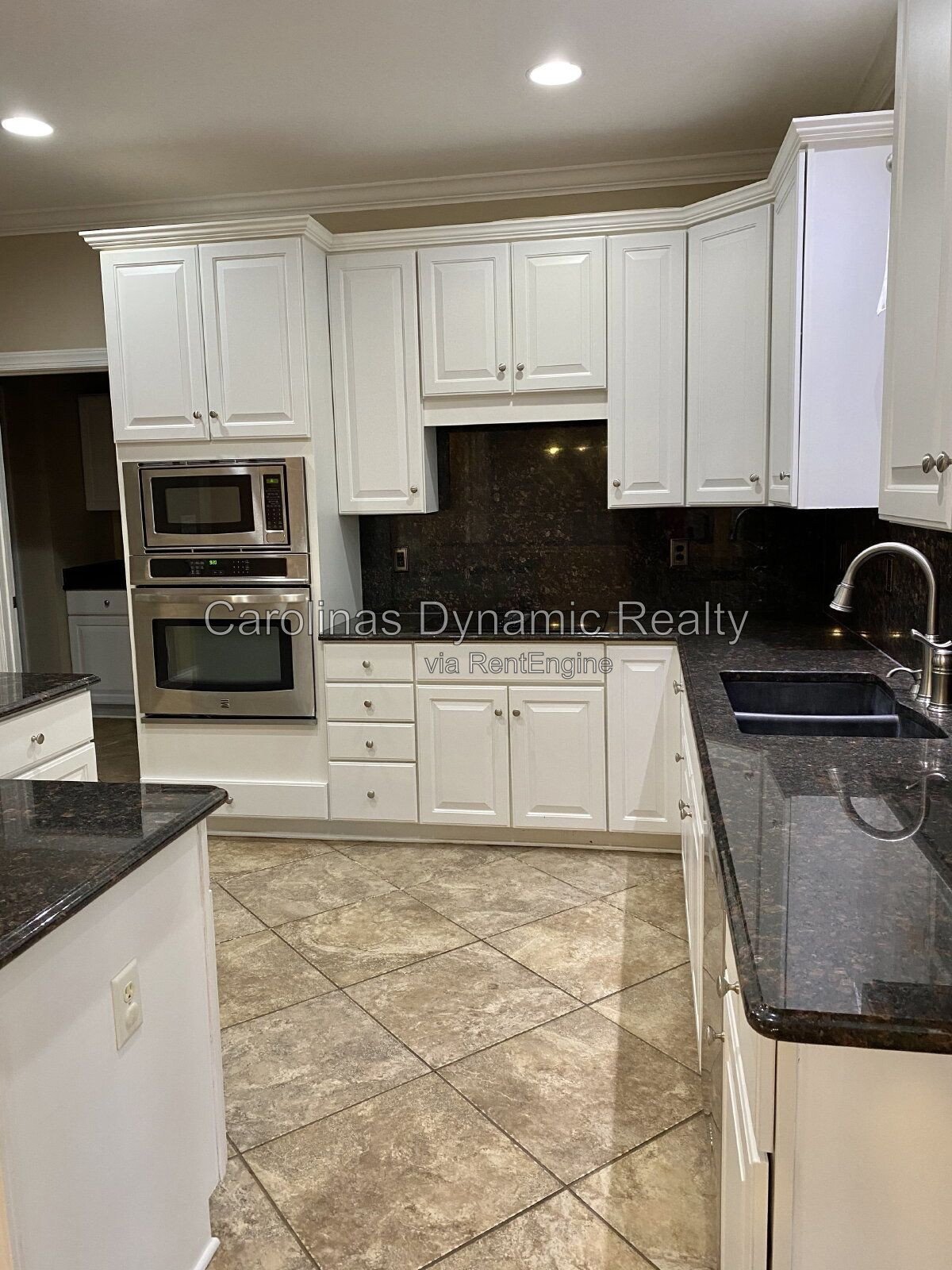 Elegant 5BR 3BA ,Two Story Brick Home In Hunter Oaks in Waxhaw - minutes from Waverly and Blakeney. Great Union Cty Schools property image