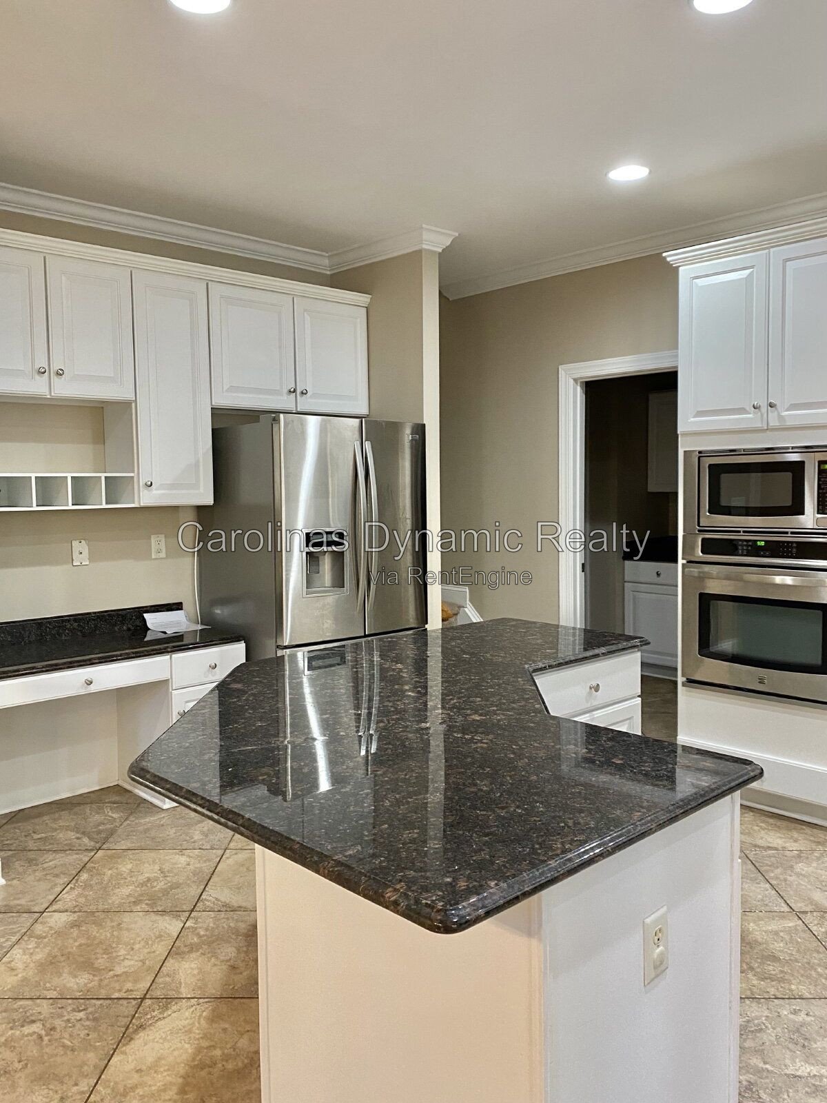 Elegant 5BR 3BA ,Two Story Brick Home In Hunter Oaks in Waxhaw - minutes from Waverly and Blakeney. Great Union Cty Schools property image