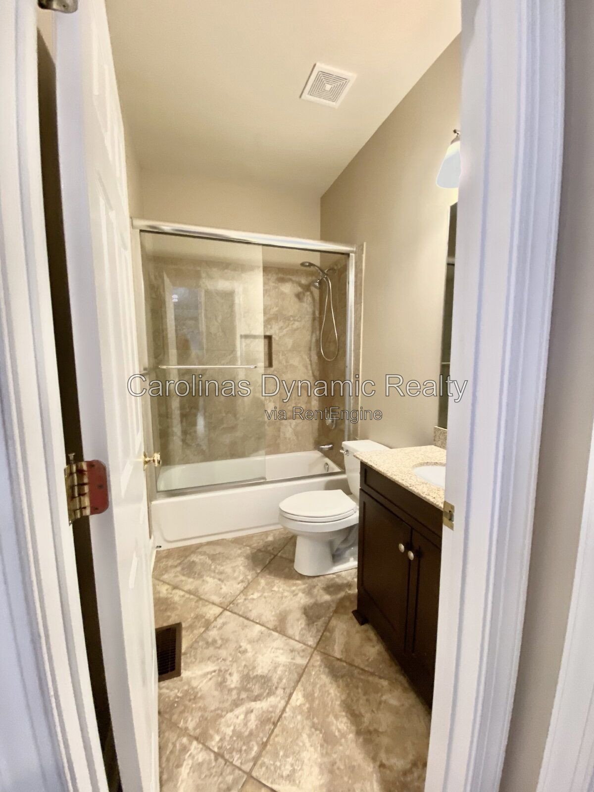 Elegant 5BR 3BA ,Two Story Brick Home In Hunter Oaks in Waxhaw - minutes from Waverly and Blakeney. Great Union Cty Schools property image