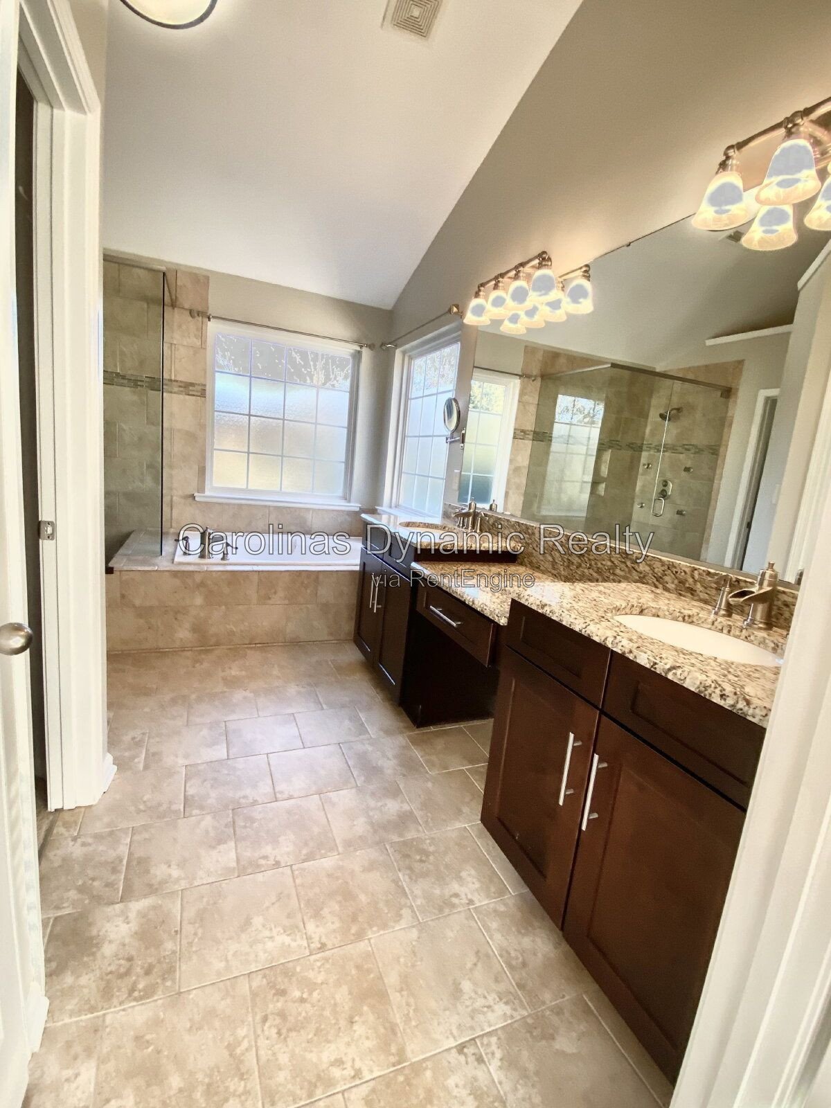 Elegant 5BR 3BA ,Two Story Brick Home In Hunter Oaks in Waxhaw - minutes from Waverly and Blakeney. Great Union Cty Schools property image