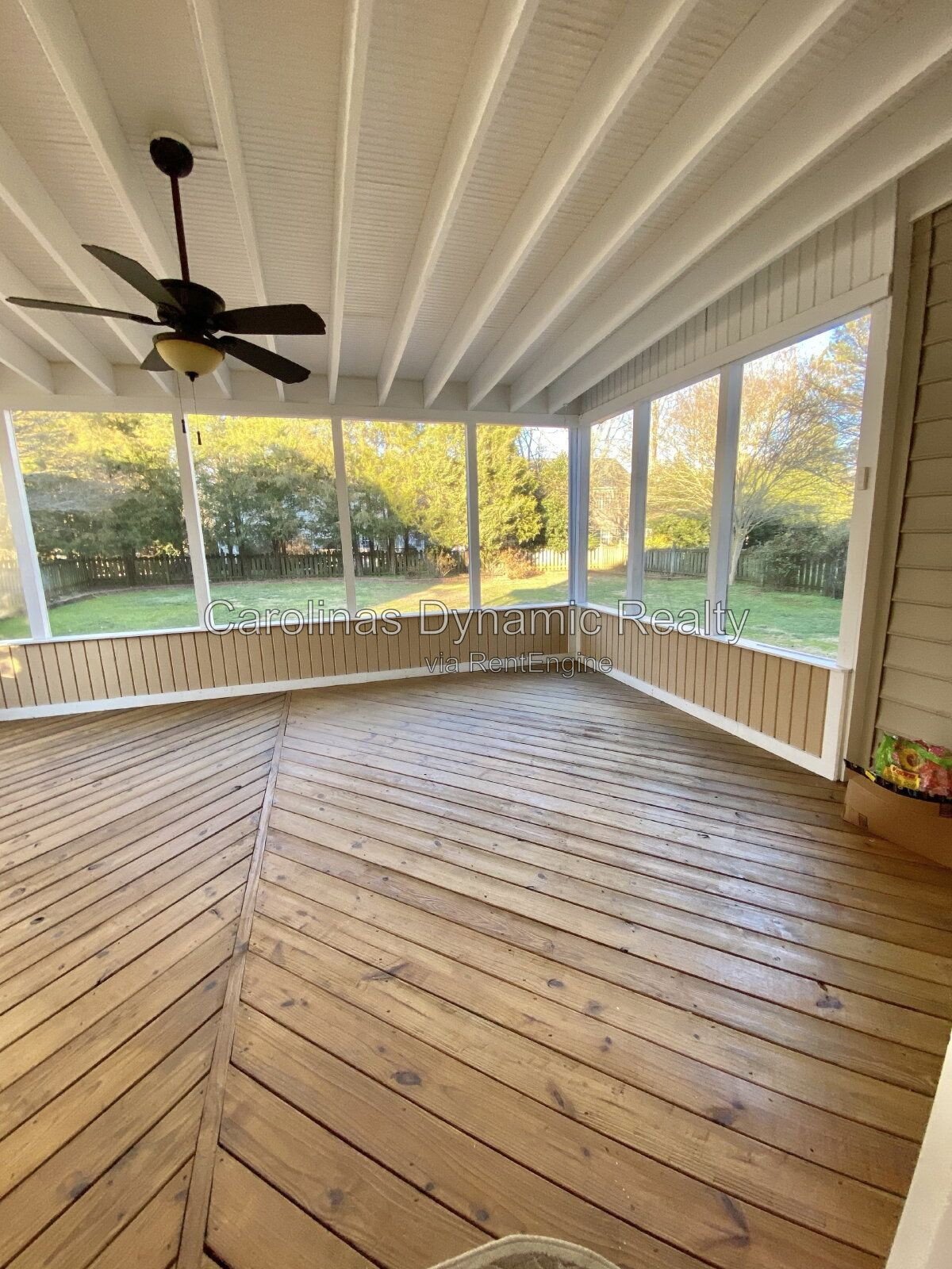 Elegant 5BR 3BA ,Two Story Brick Home In Hunter Oaks in Waxhaw - minutes from Waverly and Blakeney. Great Union Cty Schools property image