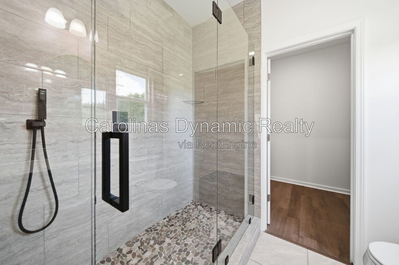 Brand-new construction with modern finishes, a thoughtful single-level floor plan, and an impressive primary suite! property image