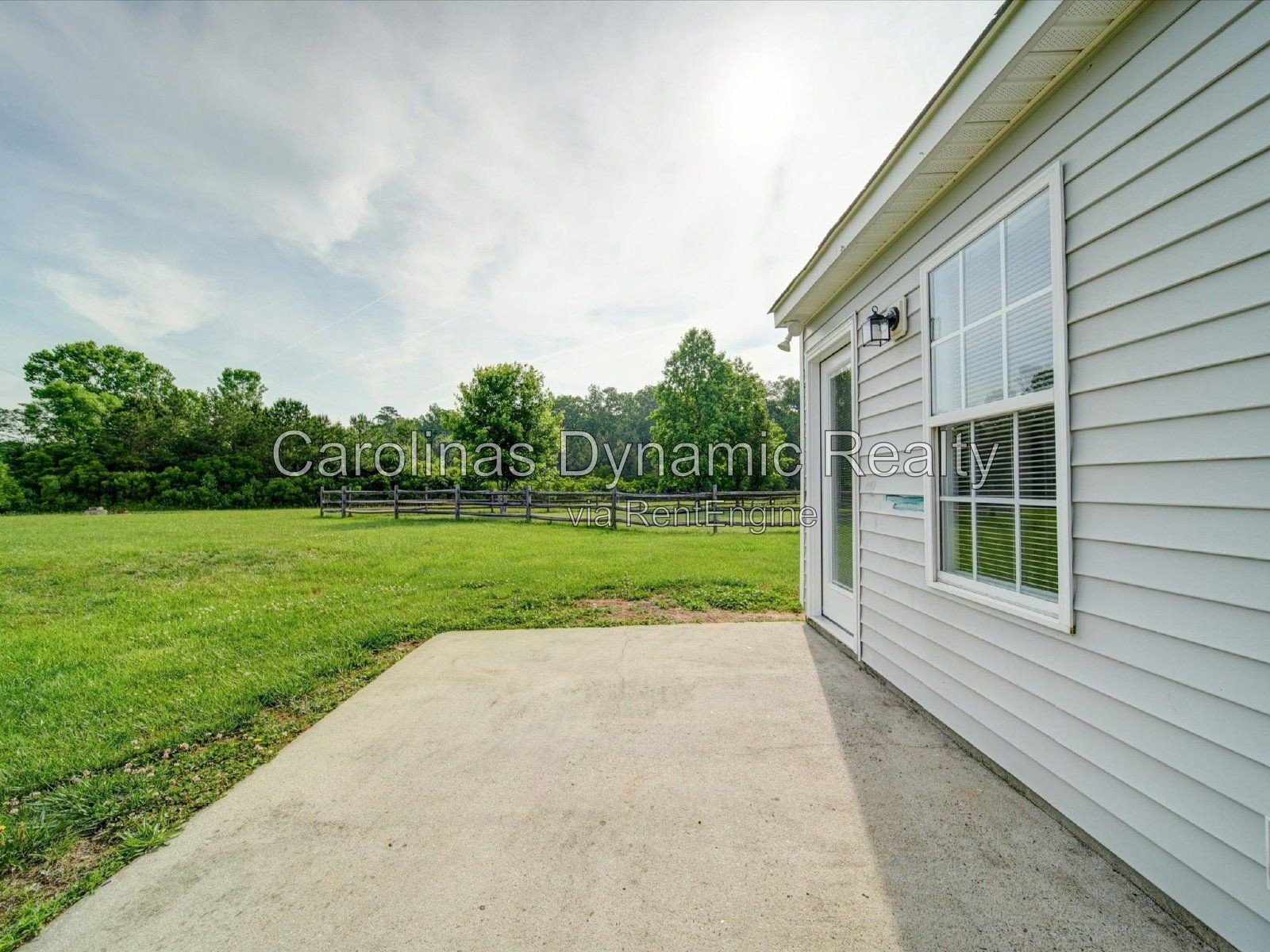 3 Bedrooms | 2 Baths | Totally Renovated | Single Story property image
