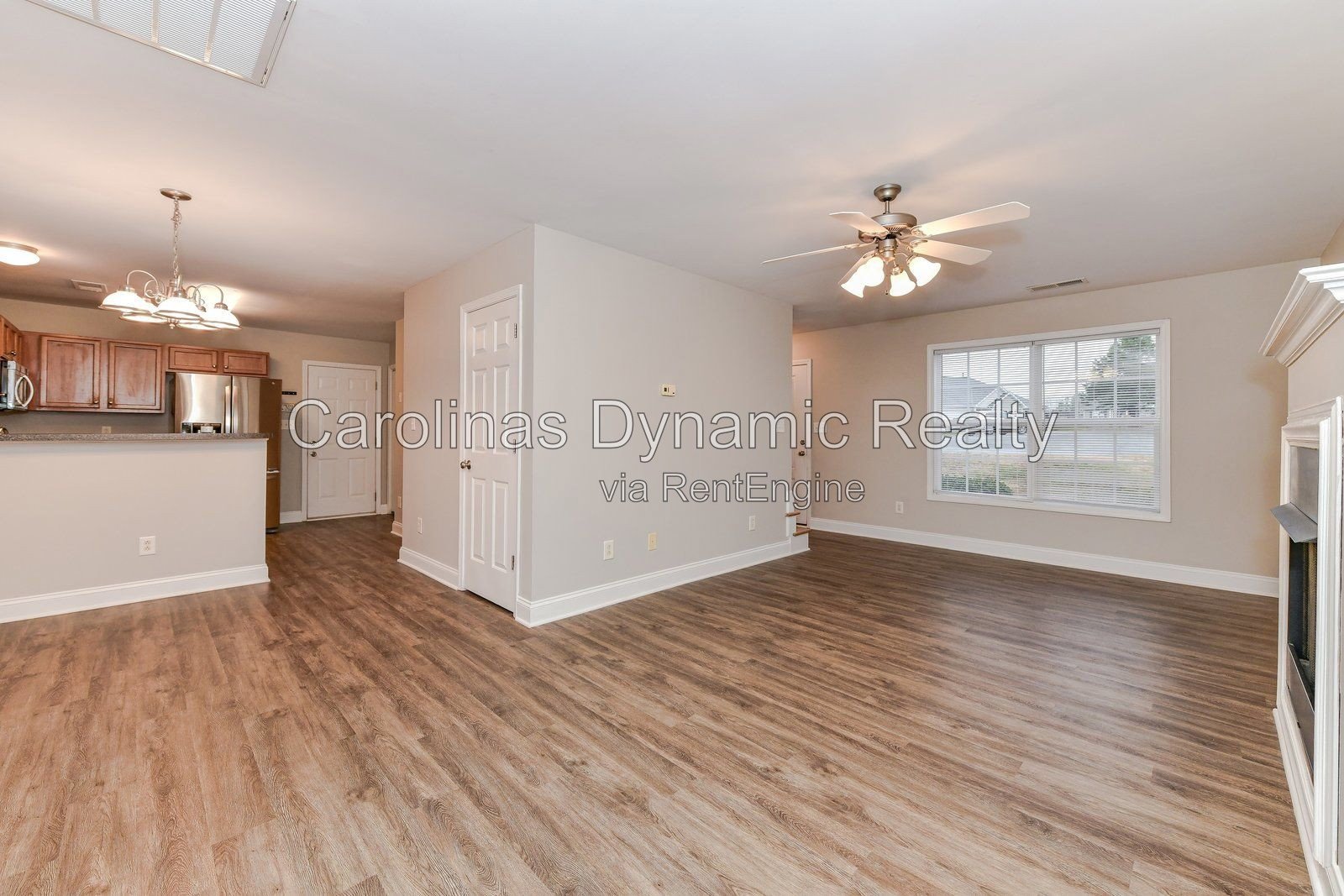 4 Bedrooms | 2.5 Baths | Cul-De-Sac | Luxury Plank Flooring | Stainless Steel Appliances property image