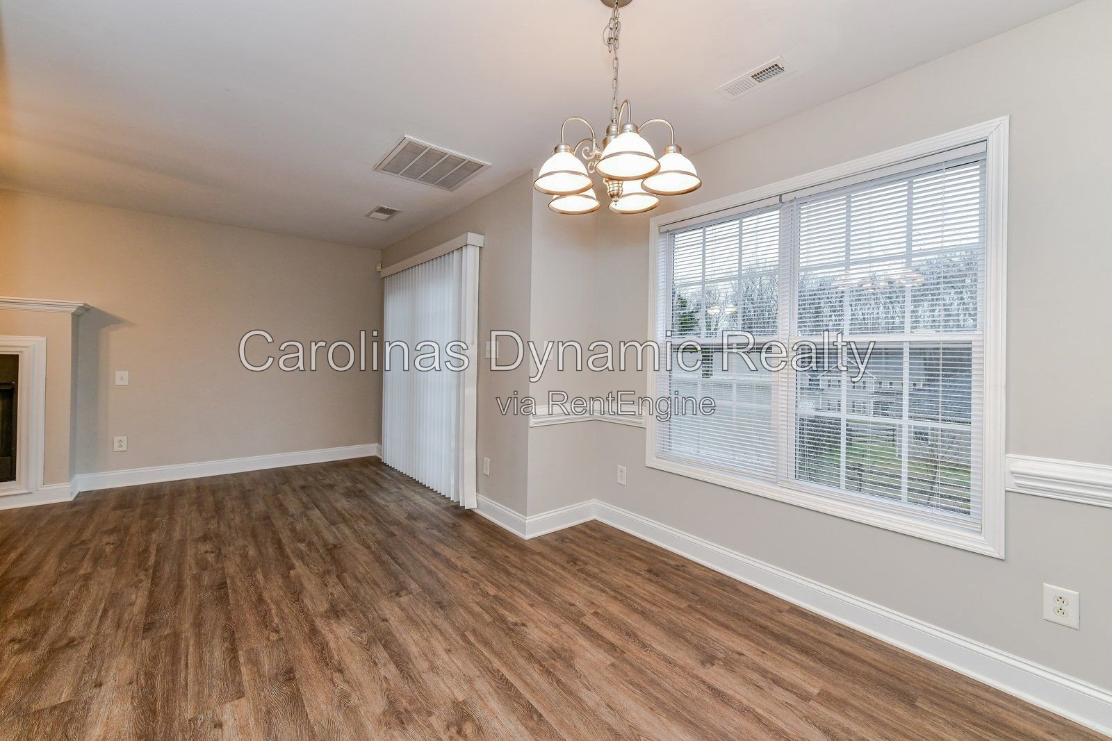 4 Bedrooms | 2.5 Baths | Cul-De-Sac | Luxury Plank Flooring | Stainless Steel Appliances property image