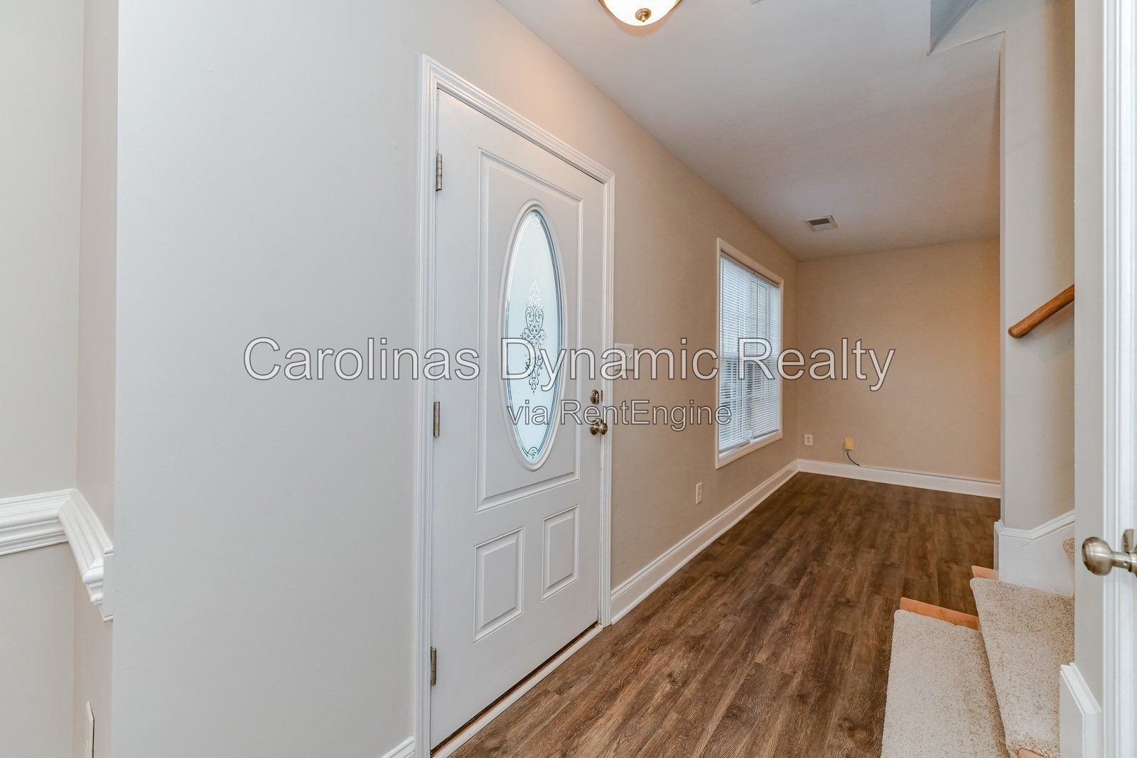 4 Bedrooms | 2.5 Baths | Cul-De-Sac | Luxury Plank Flooring | Stainless Steel Appliances property image