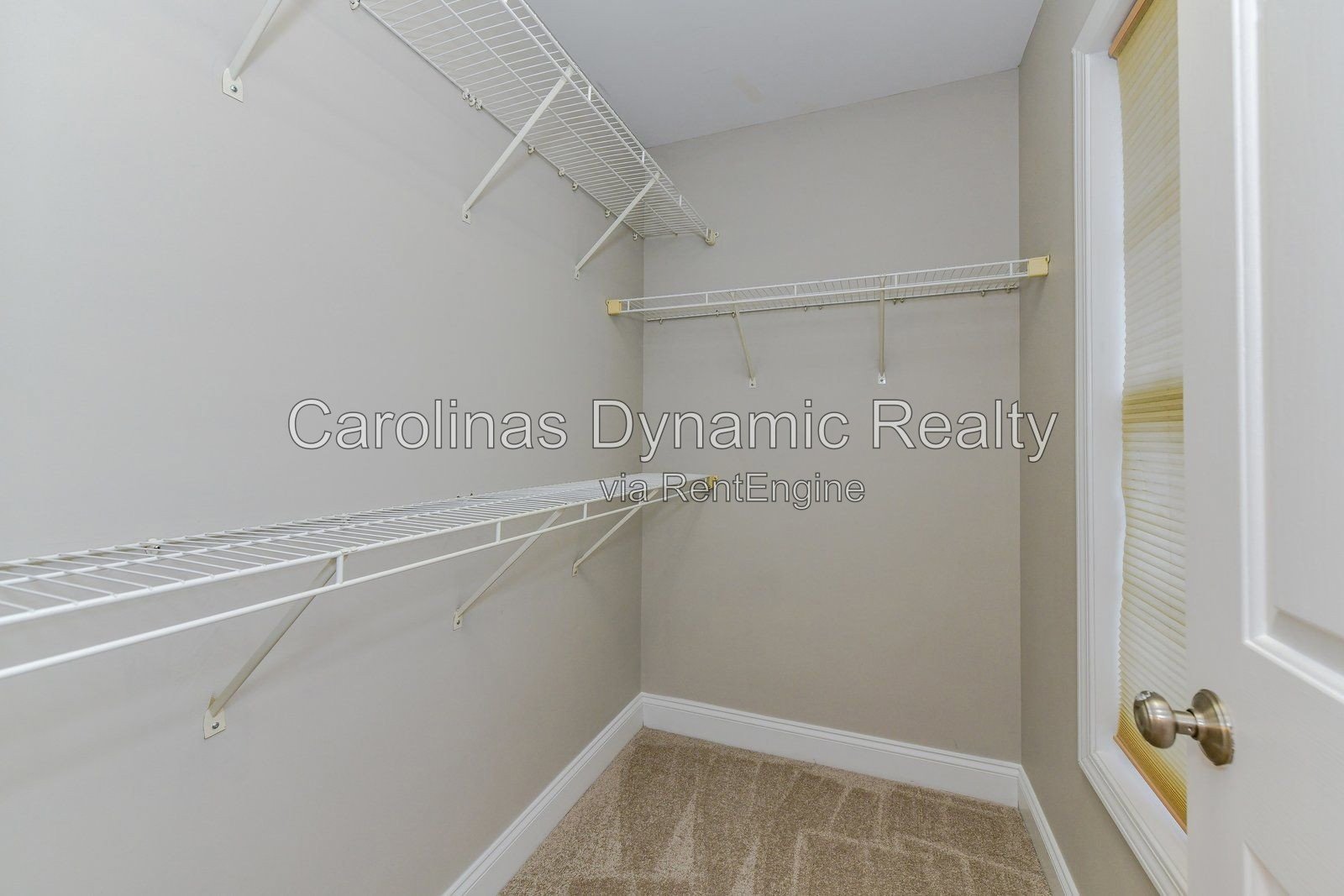 4 Bedrooms | 2.5 Baths | Cul-De-Sac | Luxury Plank Flooring | Stainless Steel Appliances property image