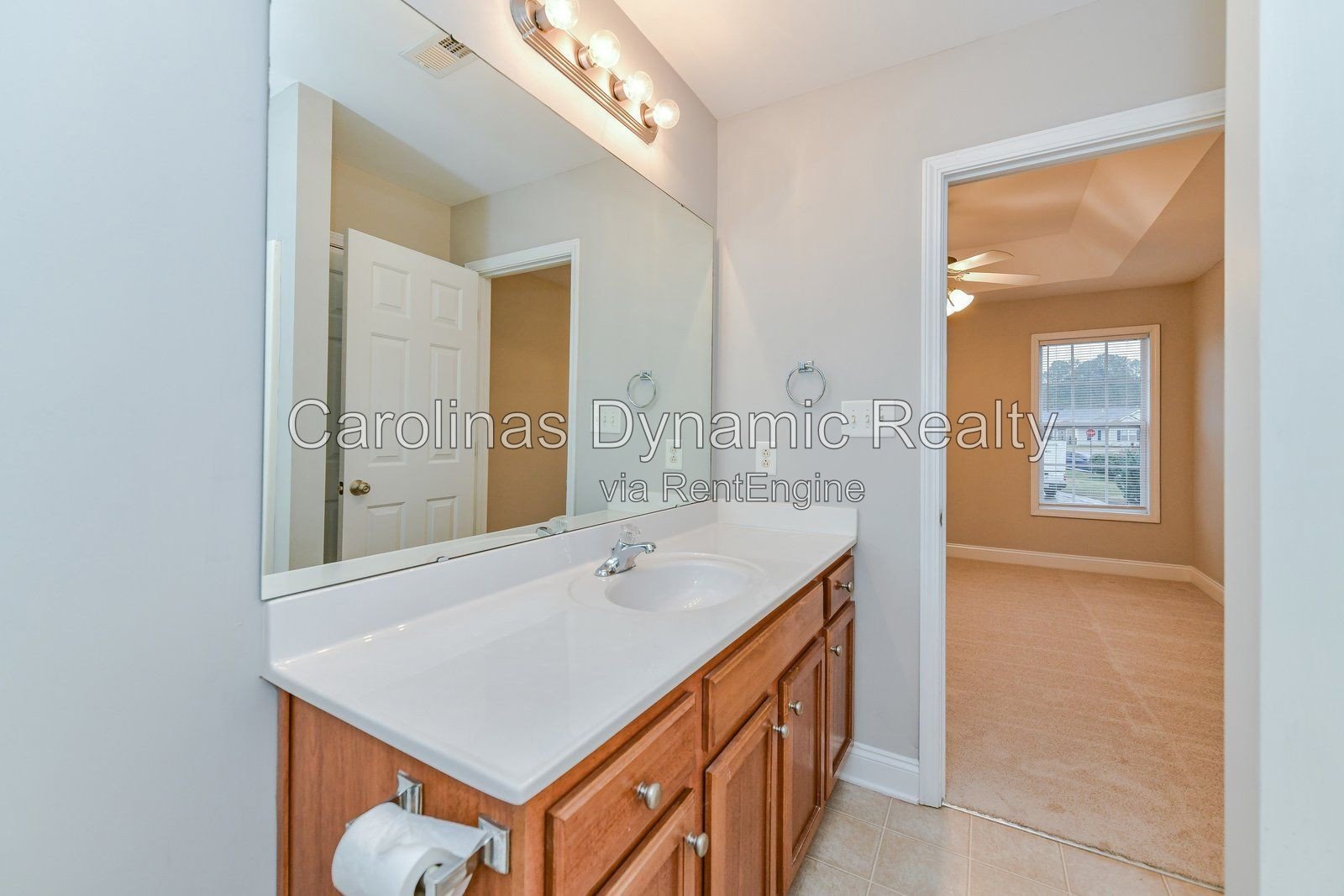 4 Bedrooms | 2.5 Baths | Cul-De-Sac | Luxury Plank Flooring | Stainless Steel Appliances property image
