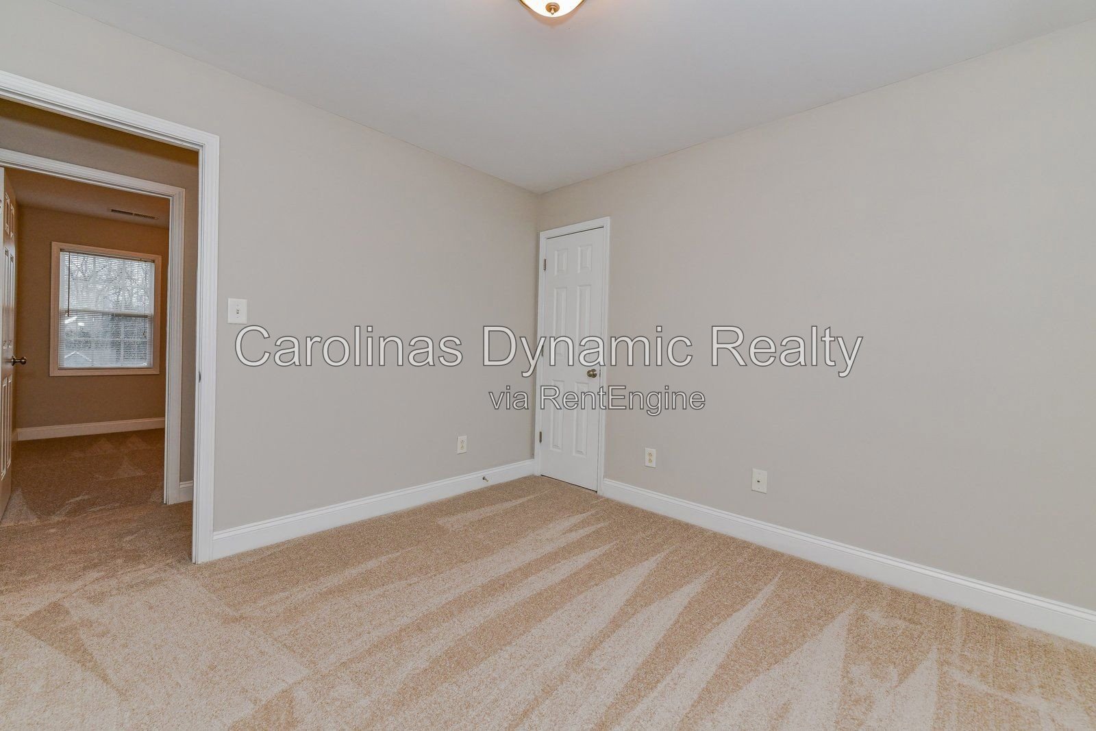 4 Bedrooms | 2.5 Baths | Cul-De-Sac | Luxury Plank Flooring | Stainless Steel Appliances property image