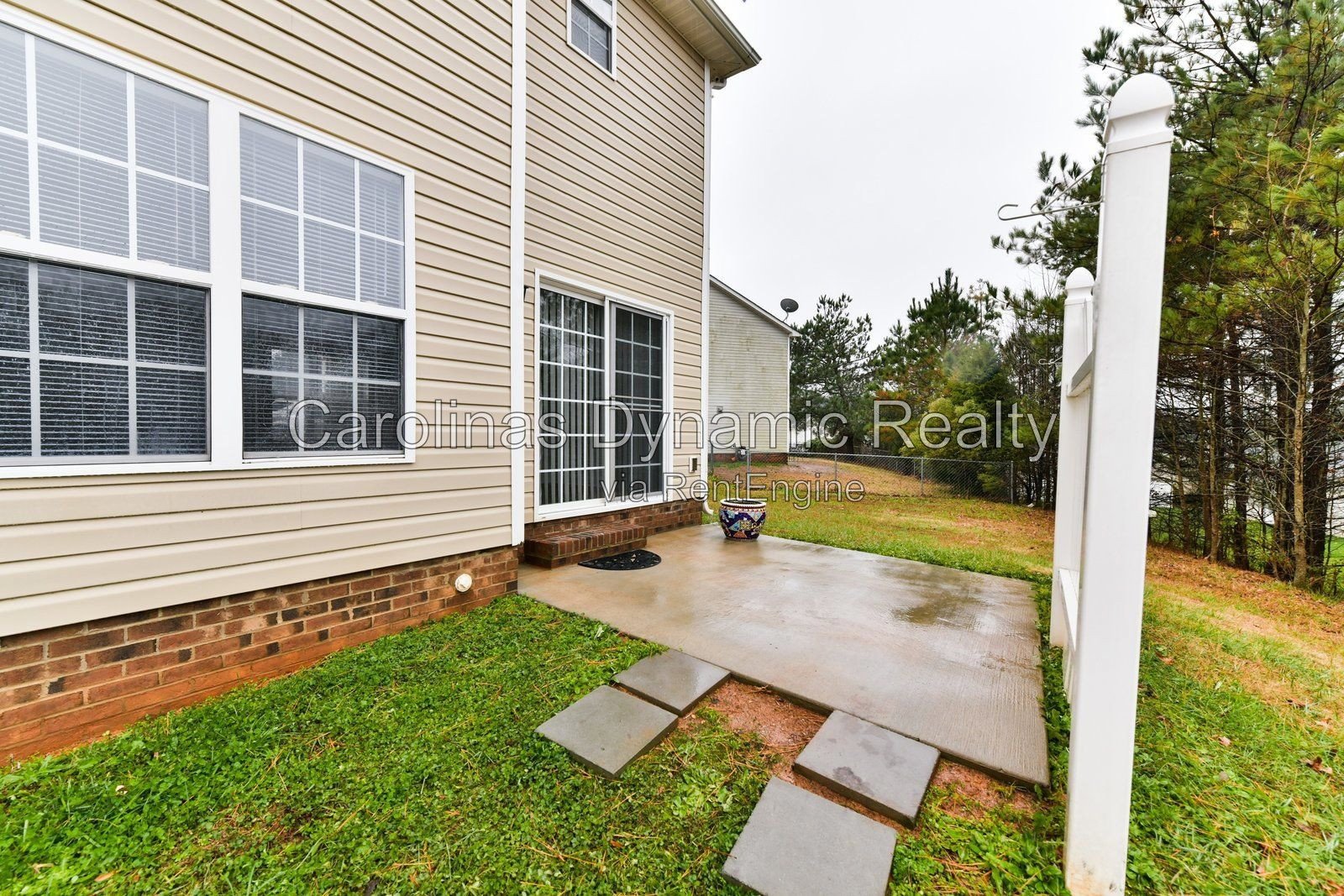 4 Bedrooms | 2.5 Baths | Cul-De-Sac | Luxury Plank Flooring | Stainless Steel Appliances property image