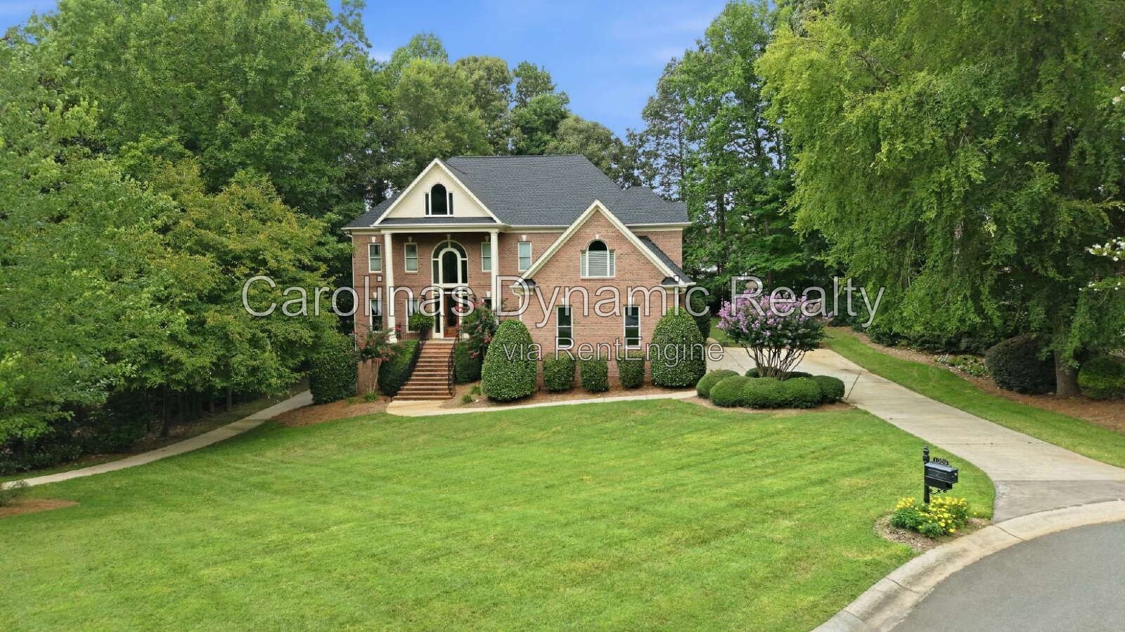 Luxury 5-Bedroom Firethorne Rental with 4-Car Garage & Furnished Option property image