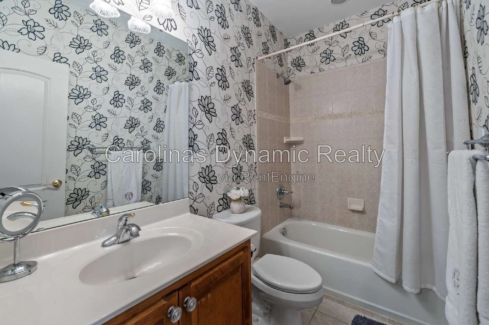 Luxury 5-Bedroom Firethorne Rental with 4-Car Garage & Furnished Option property image