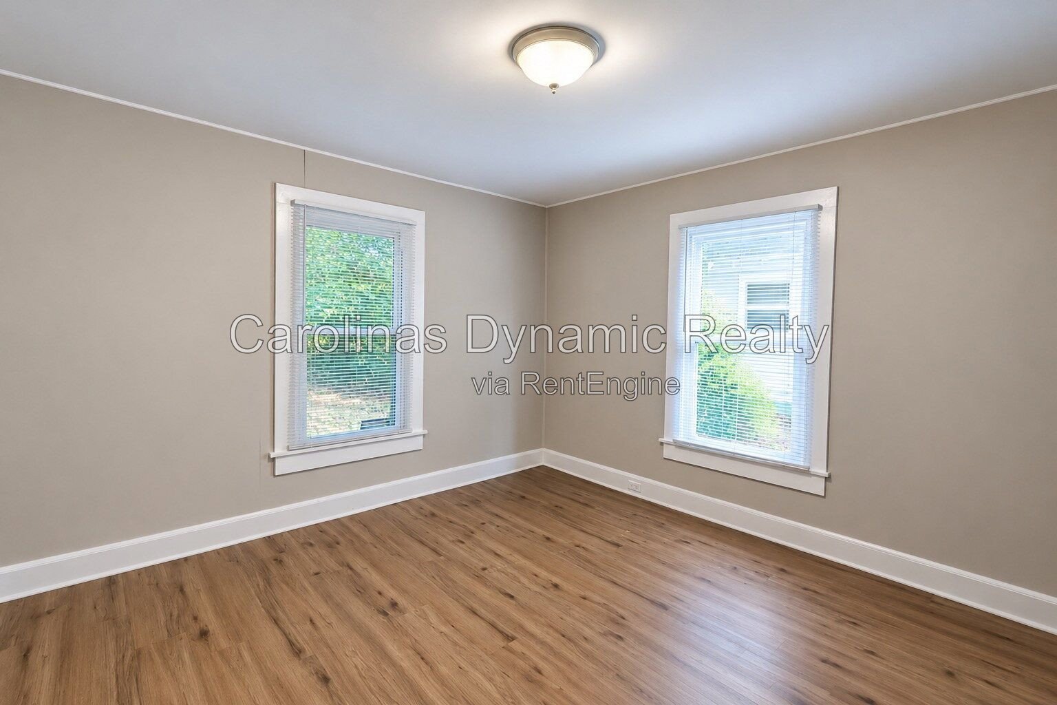3 Bedrooms | 1 Bathroom | Totally Updated | Spacious Backyard property image
