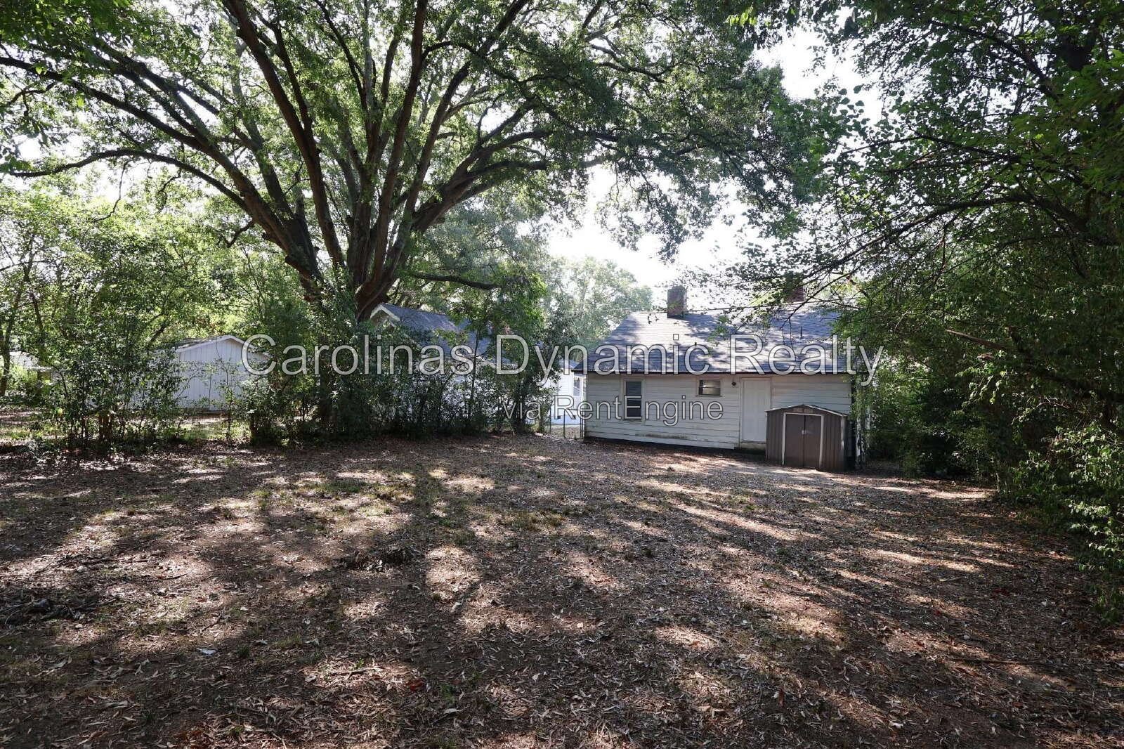 3 Bedrooms | 1 Bathroom | Totally Updated | Spacious Backyard property image