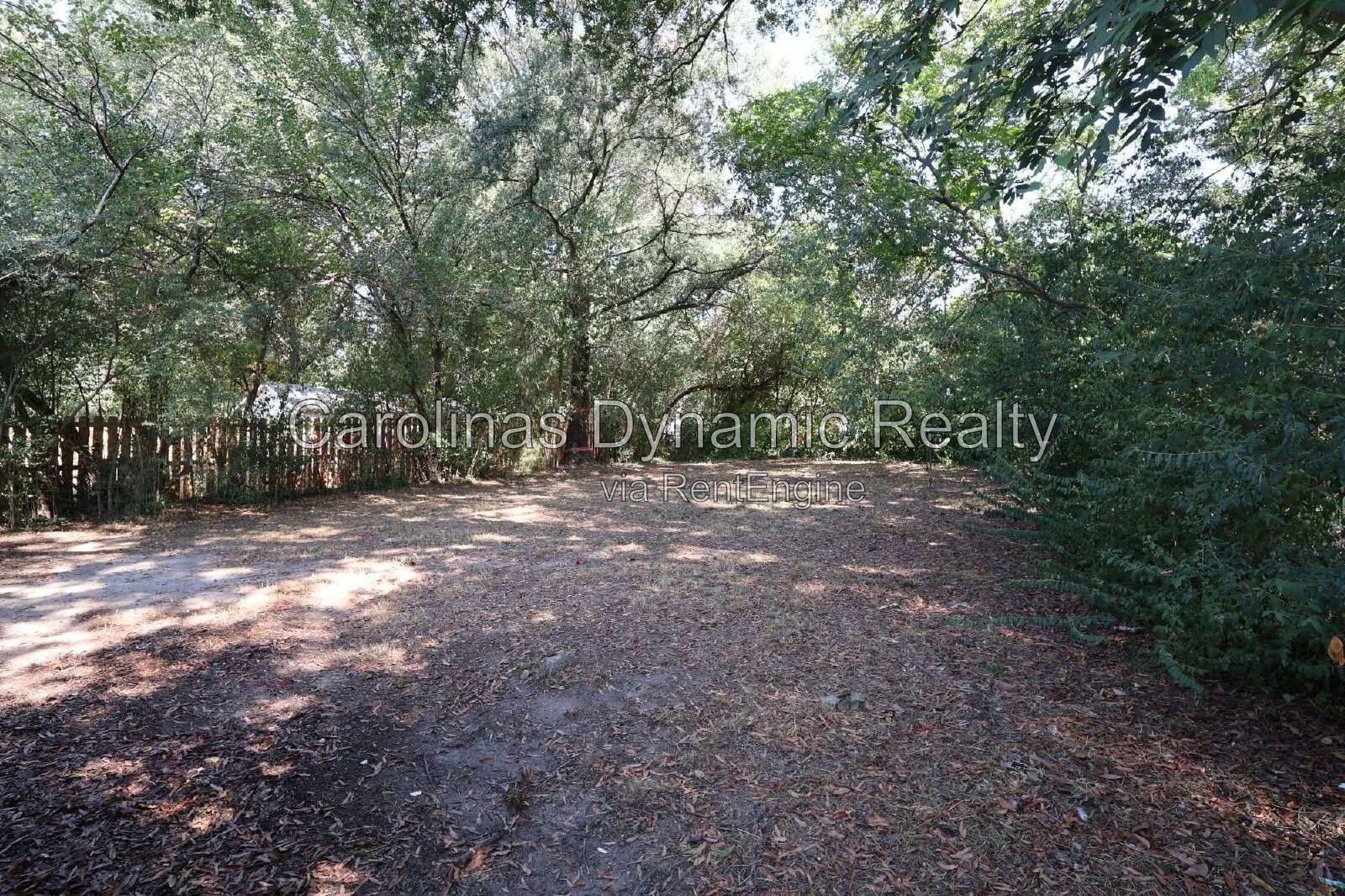 3 Bedrooms | 1 Bathroom | Totally Updated | Spacious Backyard property image