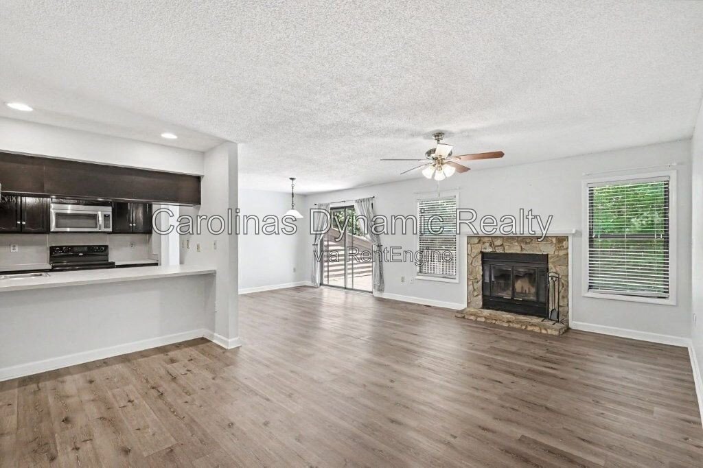 Charming 3-Bedroom Townhouse Retreat with 2 Full Baths in Fort Mill property image