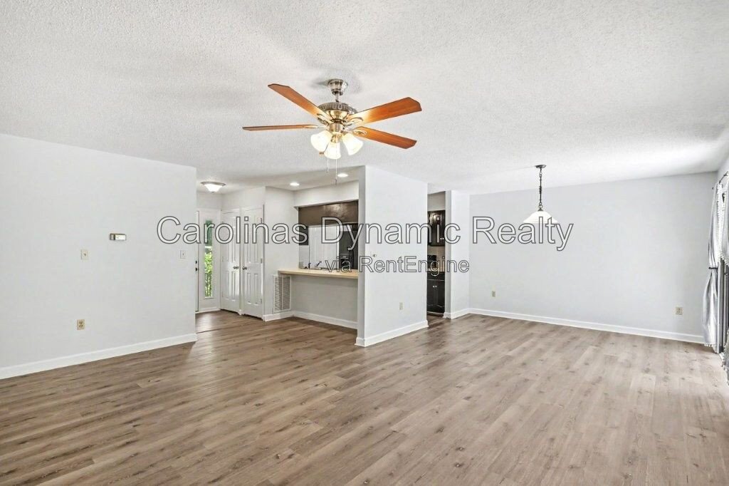 Charming 3-Bedroom Townhouse Retreat with 2 Full Baths in Fort Mill property image