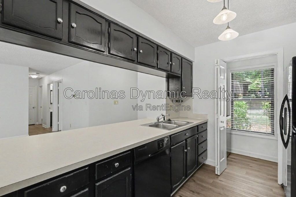 Charming 3-Bedroom Townhouse Retreat with 2 Full Baths in Fort Mill property image