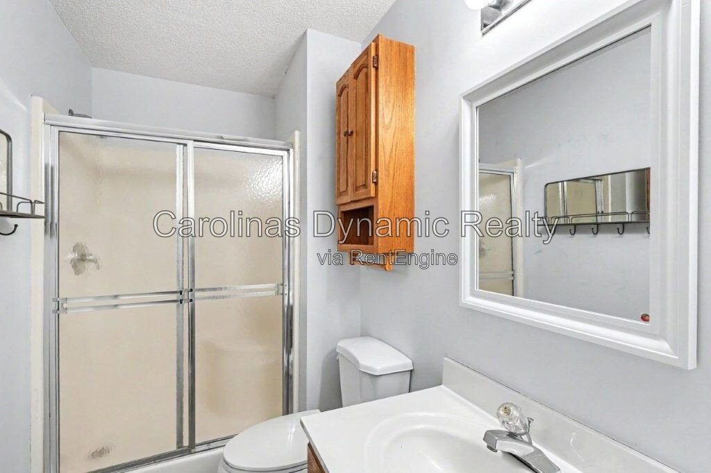 Charming 3-Bedroom Townhouse Retreat with 2 Full Baths in Fort Mill property image