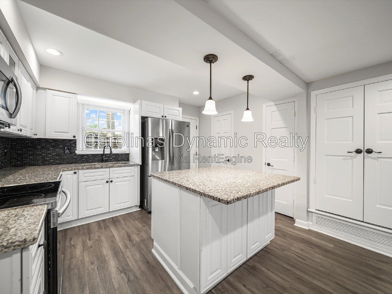 2 Beds | 1.5 Baths | Totally Renovated | Granite Counters | Stainless Steel Appliances property image