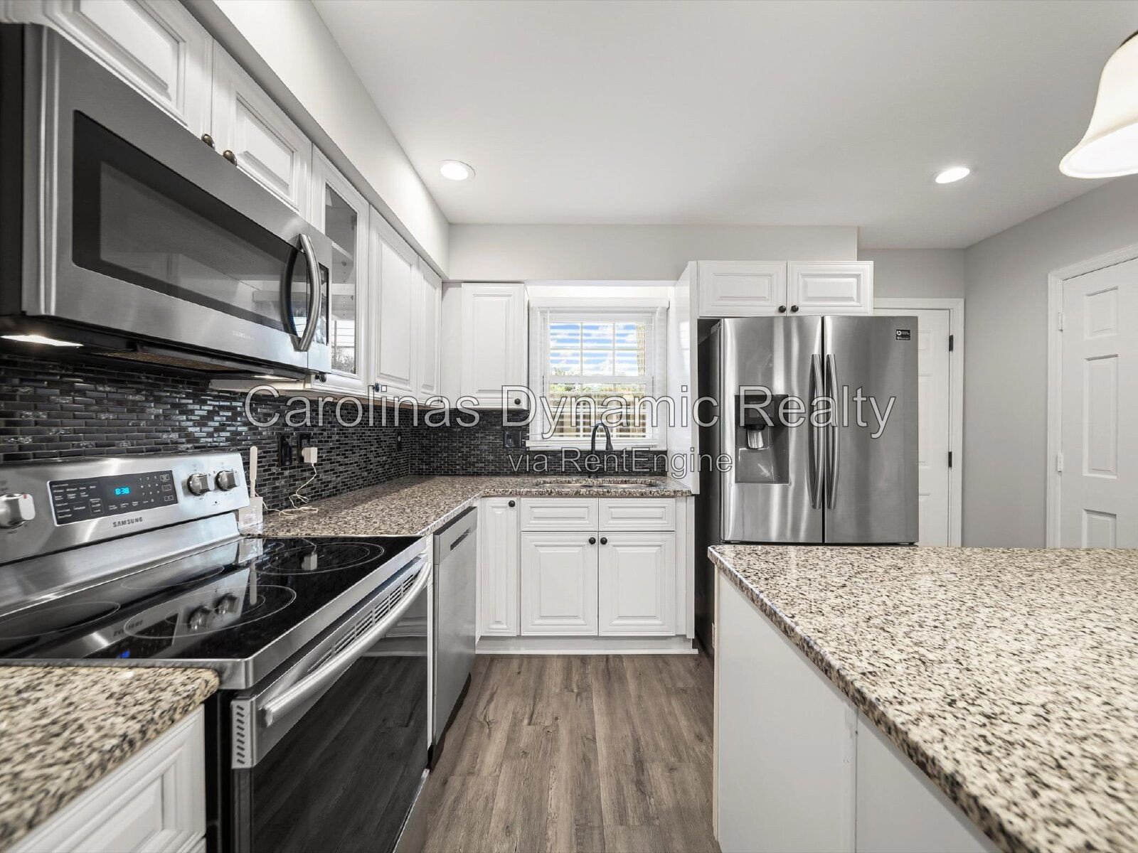 2 Beds | 1.5 Baths | Totally Renovated | Granite Counters | Stainless Steel Appliances property image