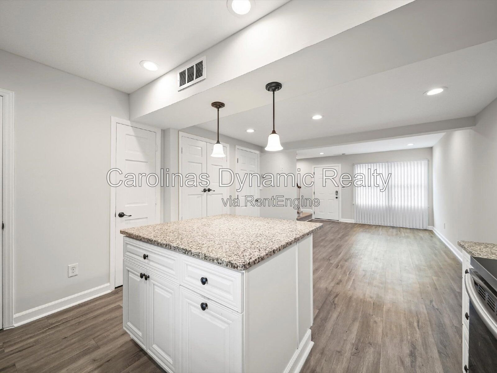 2 Beds | 1.5 Baths | Totally Renovated | Granite Counters | Stainless Steel Appliances property image