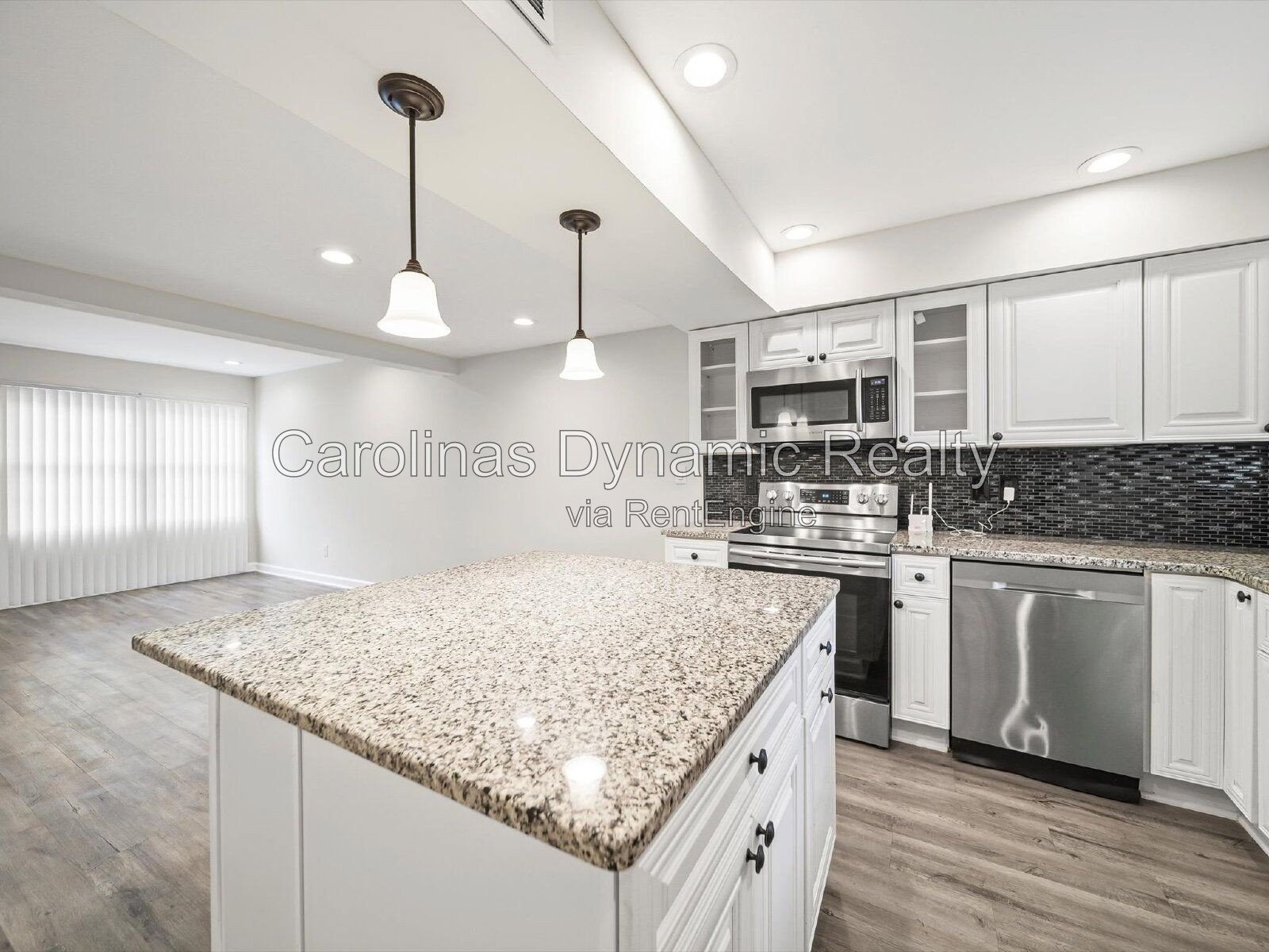 2 Beds | 1.5 Baths | Totally Renovated | Granite Counters | Stainless Steel Appliances property image