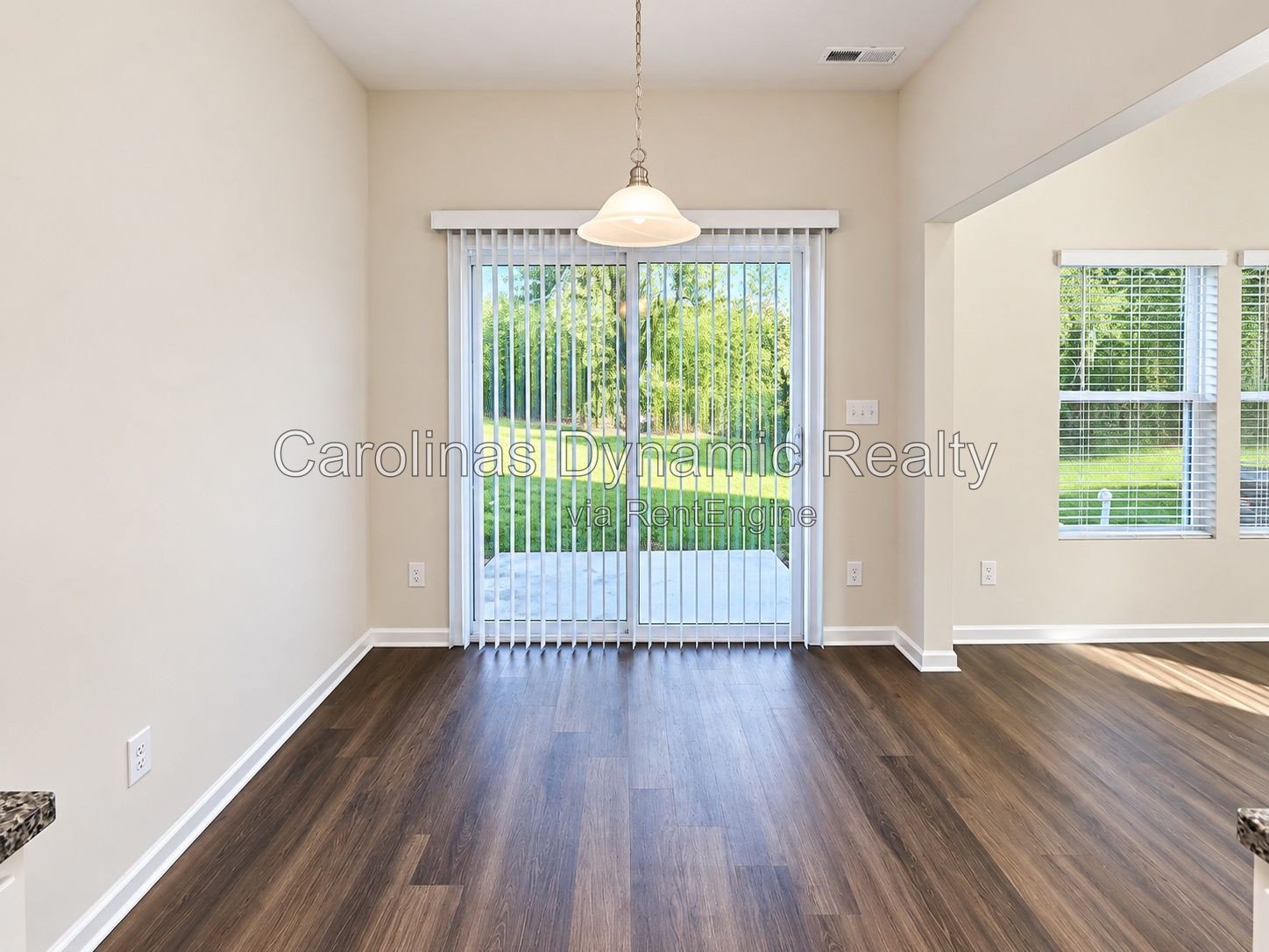 3 Bedrooms | 2.5 Baths | 1 Car Garage | Granite Counters | Stainless Steel Appliances property image