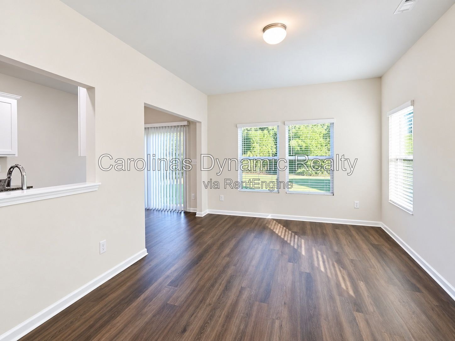 3 Bedrooms | 2.5 Baths | 1 Car Garage | Granite Counters | Stainless Steel Appliances property image