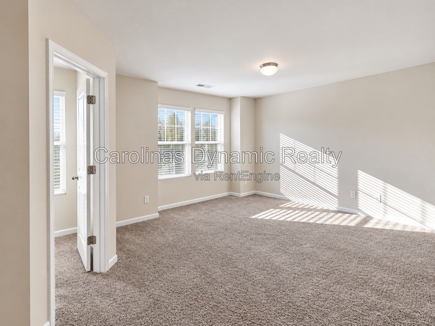 3 Bedrooms | 2.5 Baths | 1 Car Garage | Granite Counters | Stainless Steel Appliances property image