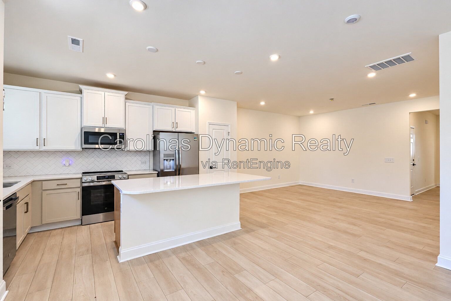 Beautiful 3-Bedroom, 2.5-Bath Townhome Near Uptown Charlotte property image